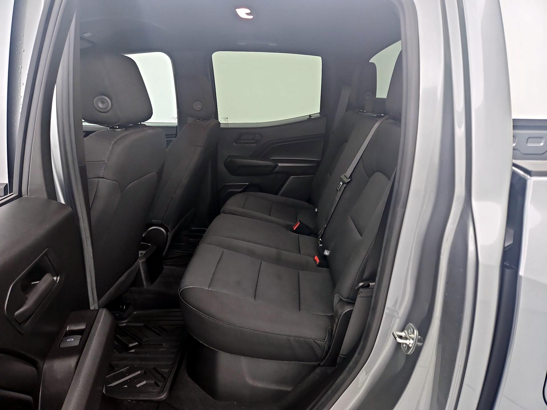 Thumbnail: 2024 Chevrolet Colorado - 19