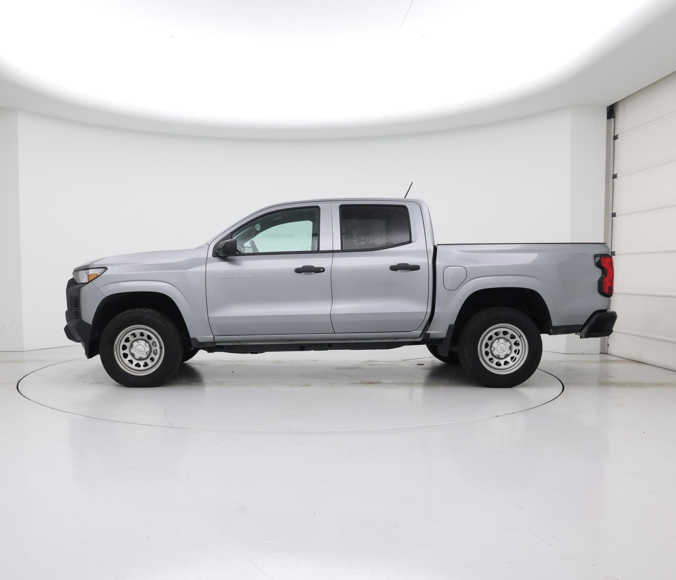 Thumbnail: 2024 Chevrolet Colorado - 3