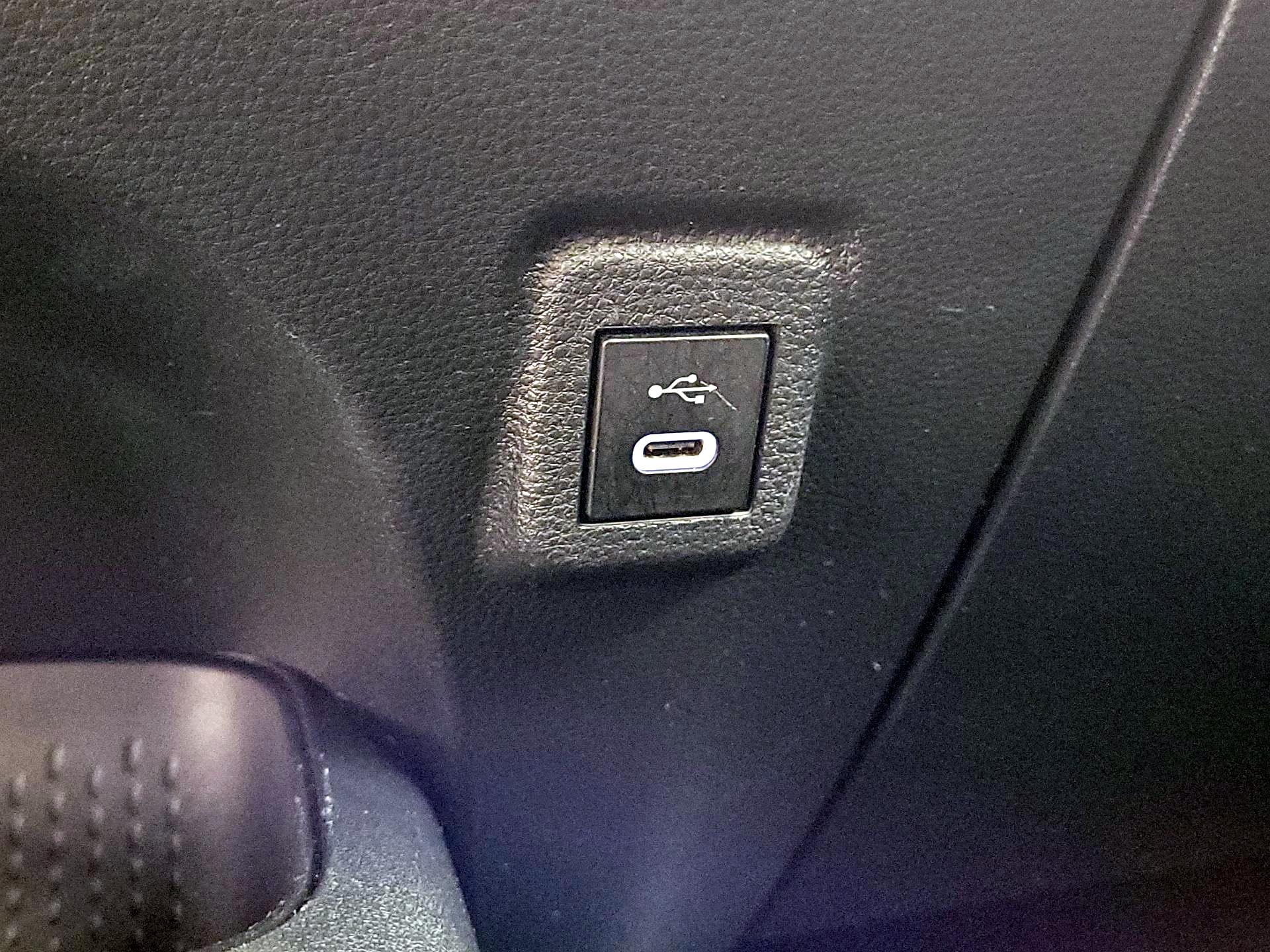 Thumbnail: 2024 Toyota Corolla - 18