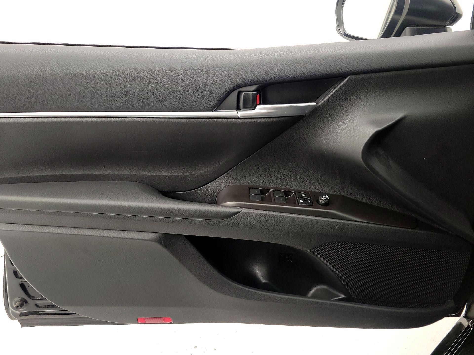 Thumbnail: 2024 Toyota Camry - 12