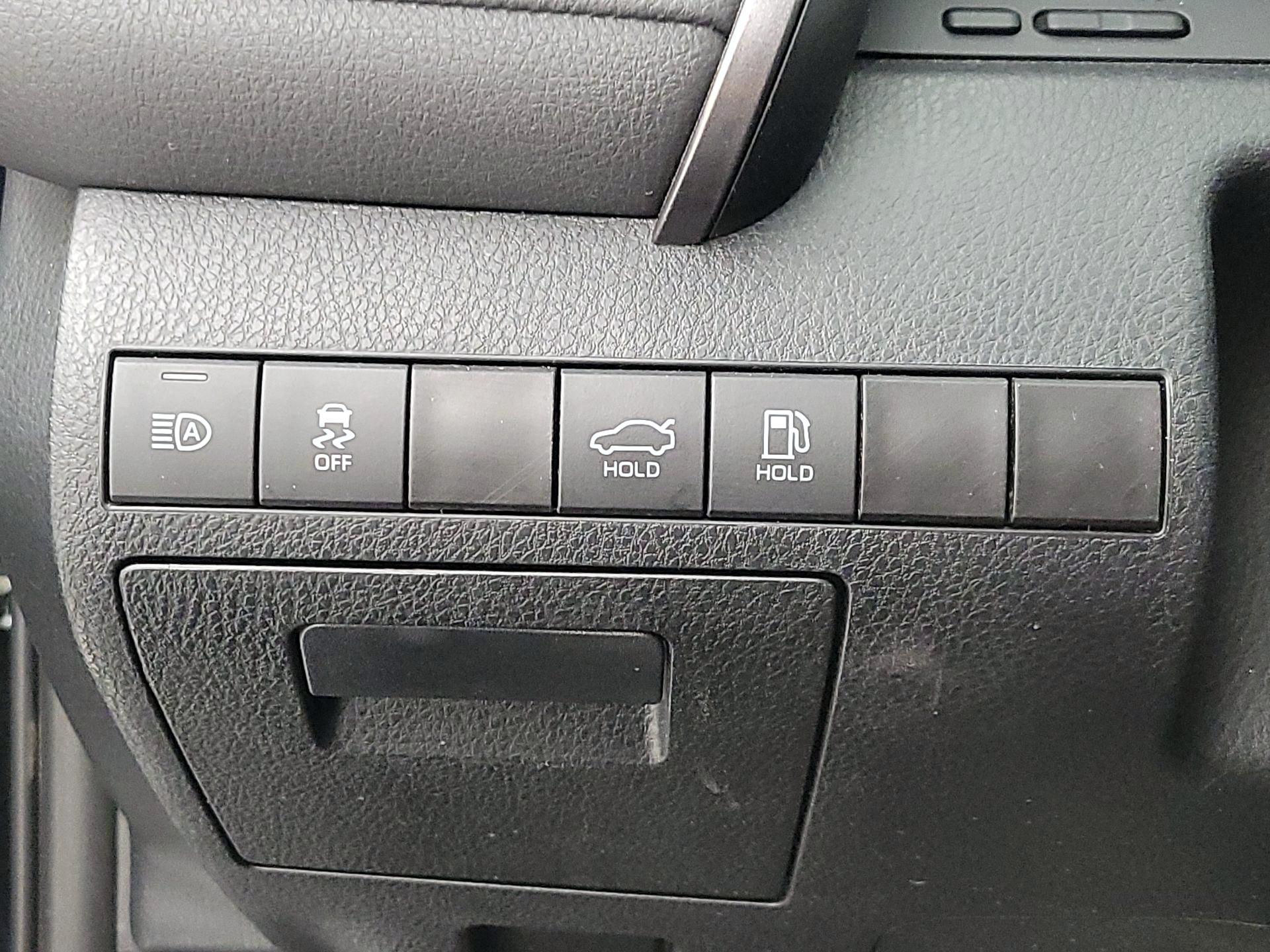 Thumbnail: 2024 Toyota Camry - 13