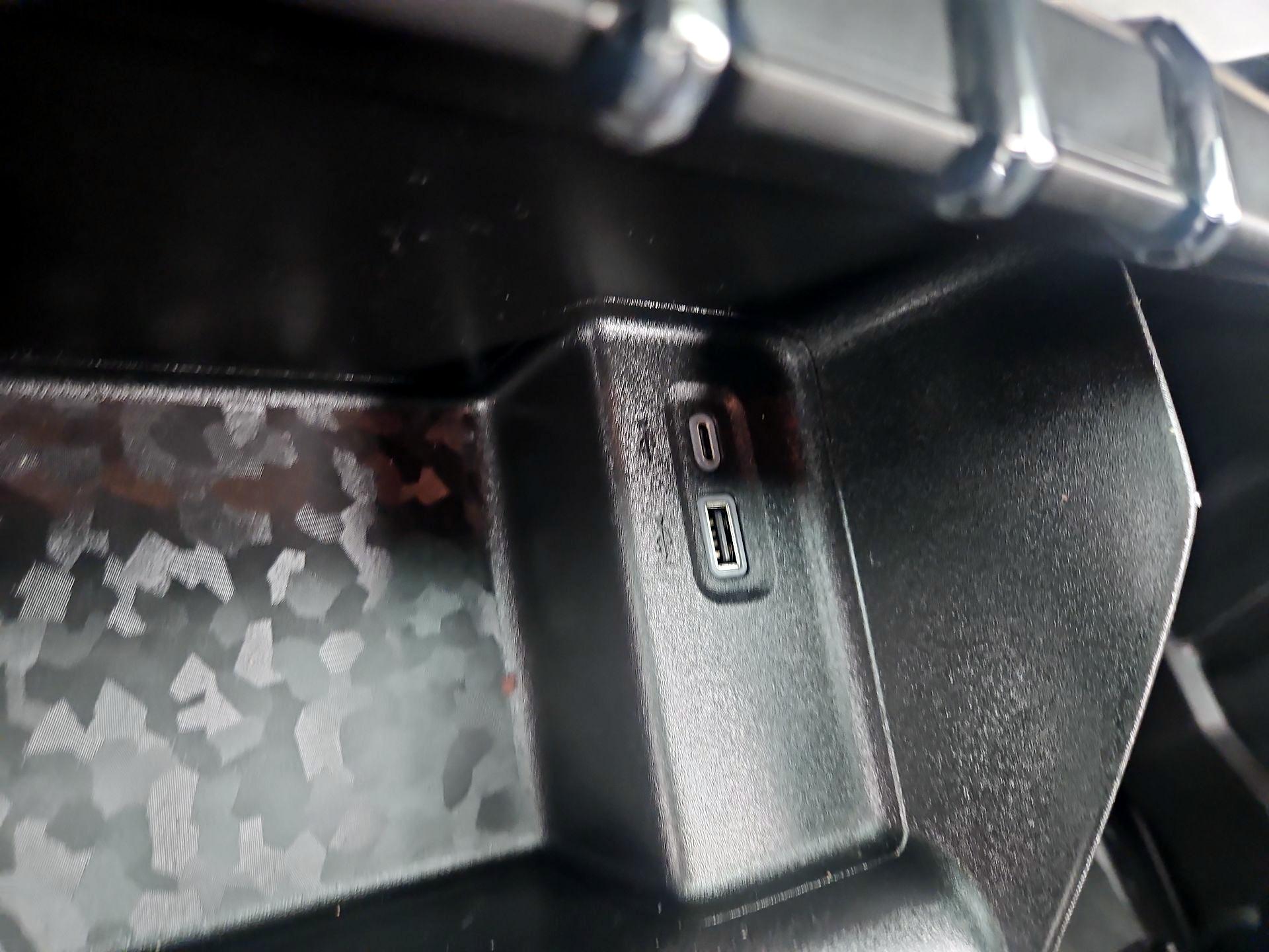 Thumbnail: 2024 Chevrolet Colorado - 19