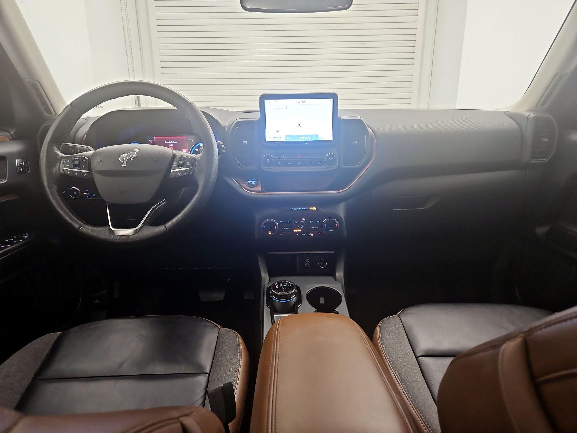 Thumbnail: 2023 Ford Bronco Sport - 9