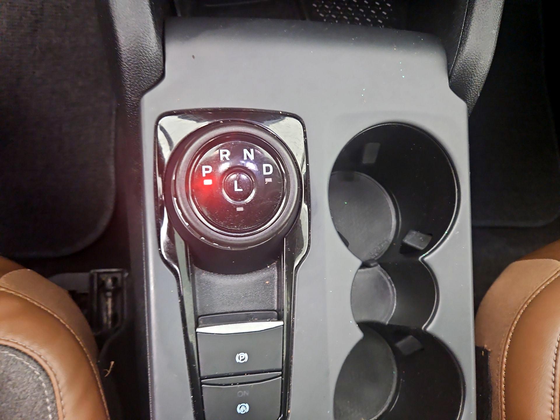 Thumbnail: 2023 Ford Bronco Sport - 18