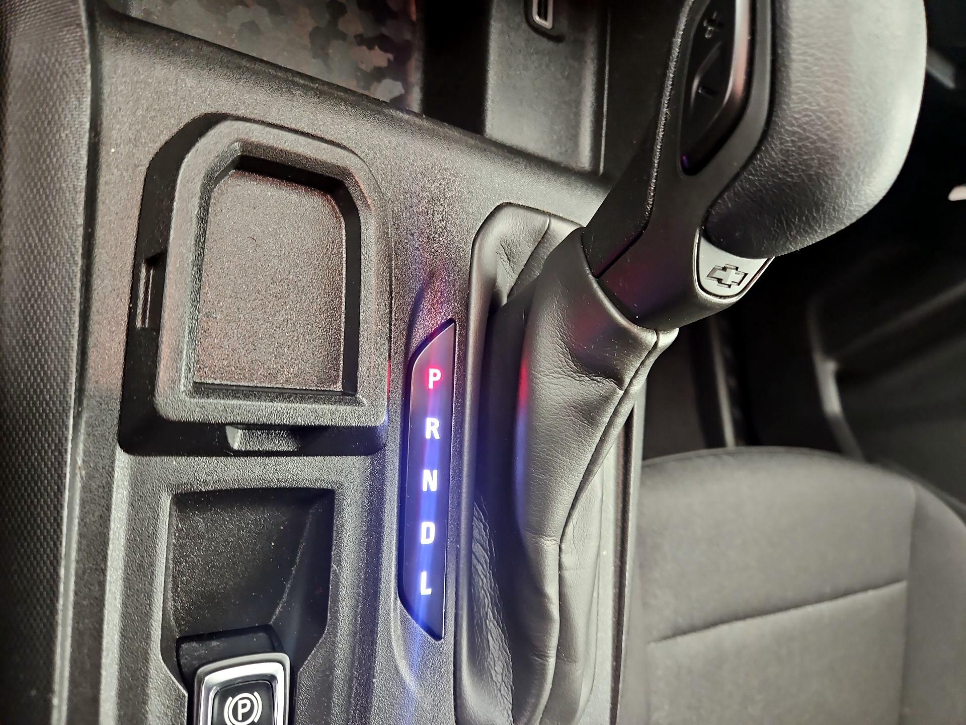 Thumbnail: 2023 Chevrolet Colorado - 17