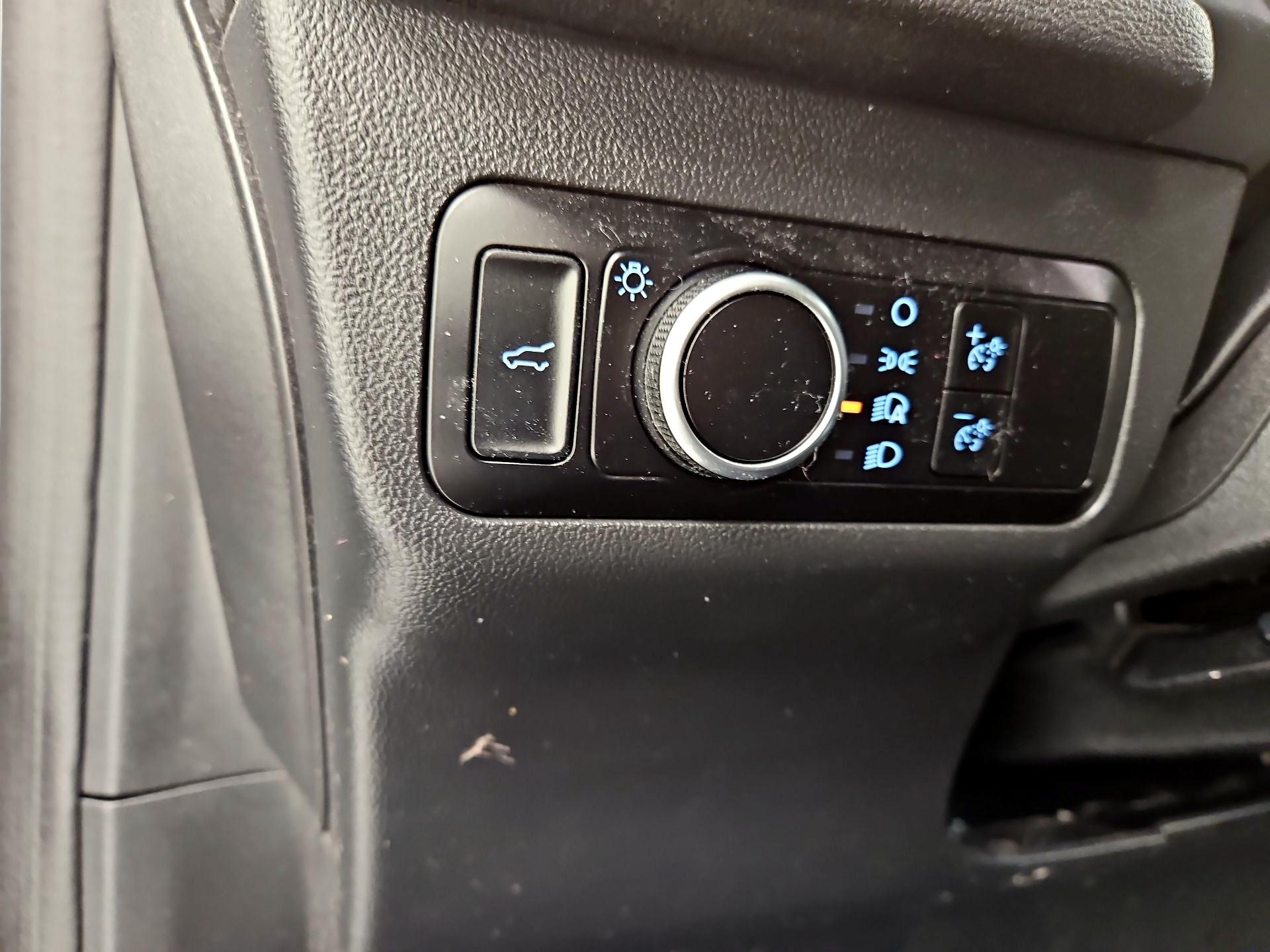 Thumbnail: 2023 Ford Escape - 13