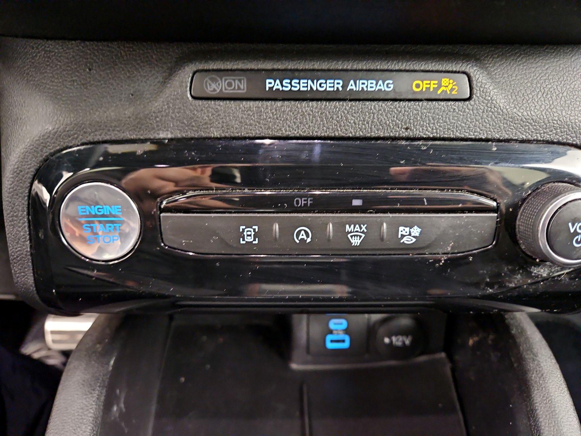 Thumbnail: 2023 Ford Escape - 17