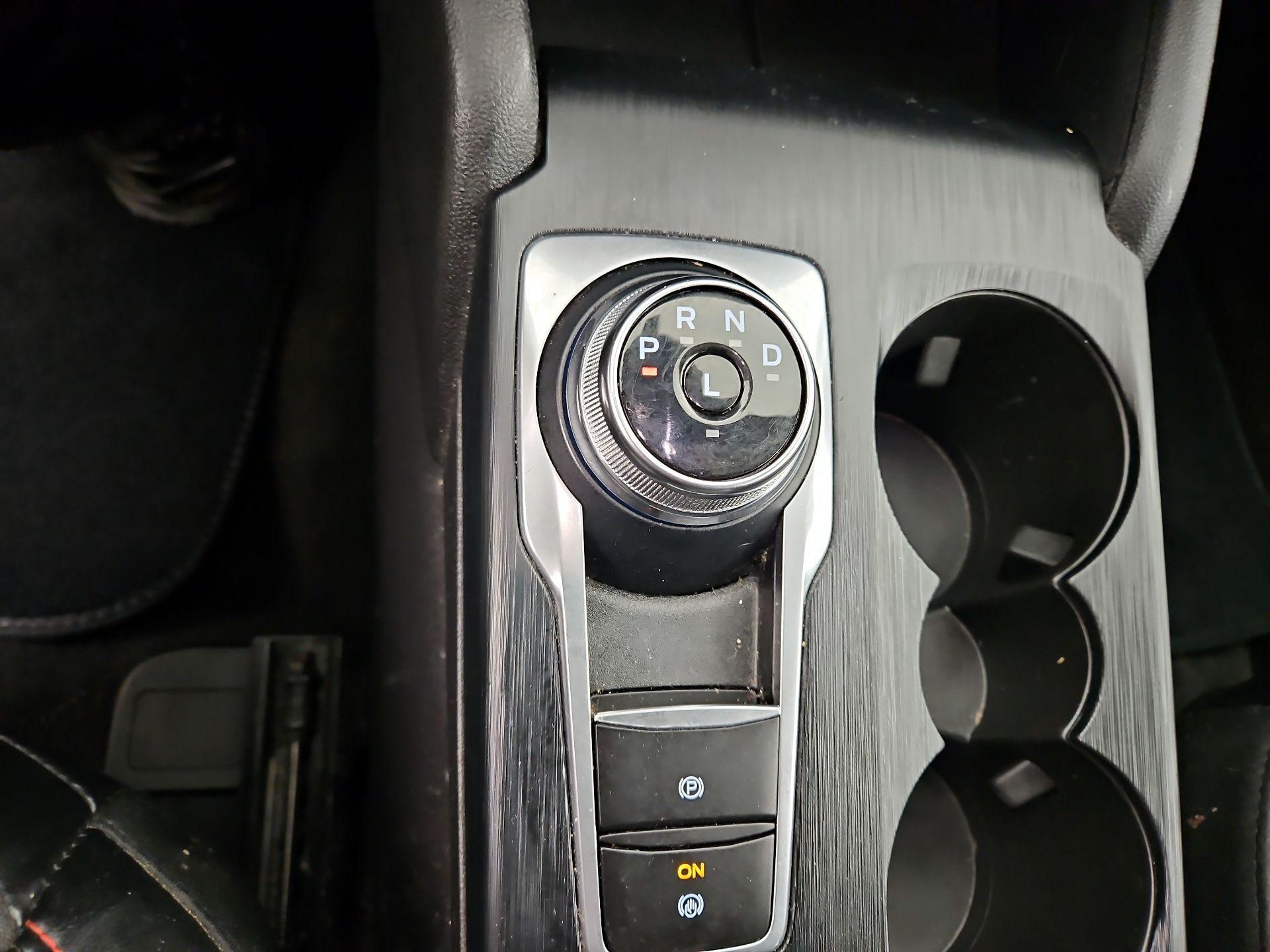 Thumbnail: 2023 Ford Escape - 18