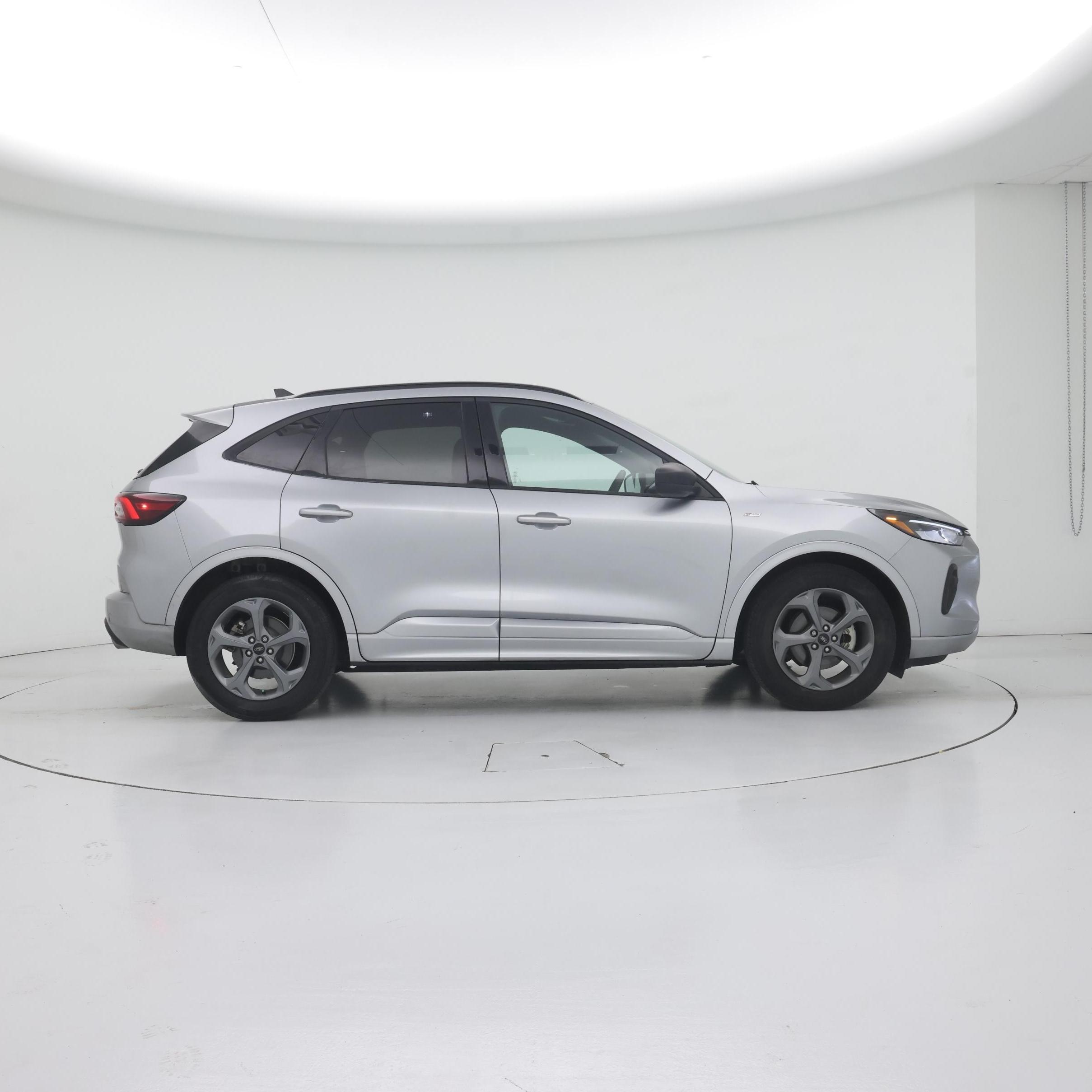 Thumbnail: 2023 Ford Escape - 7