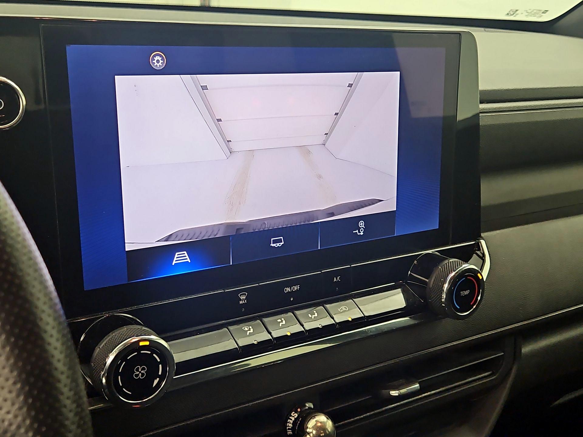 Thumbnail: 2023 Chevrolet Colorado - 14