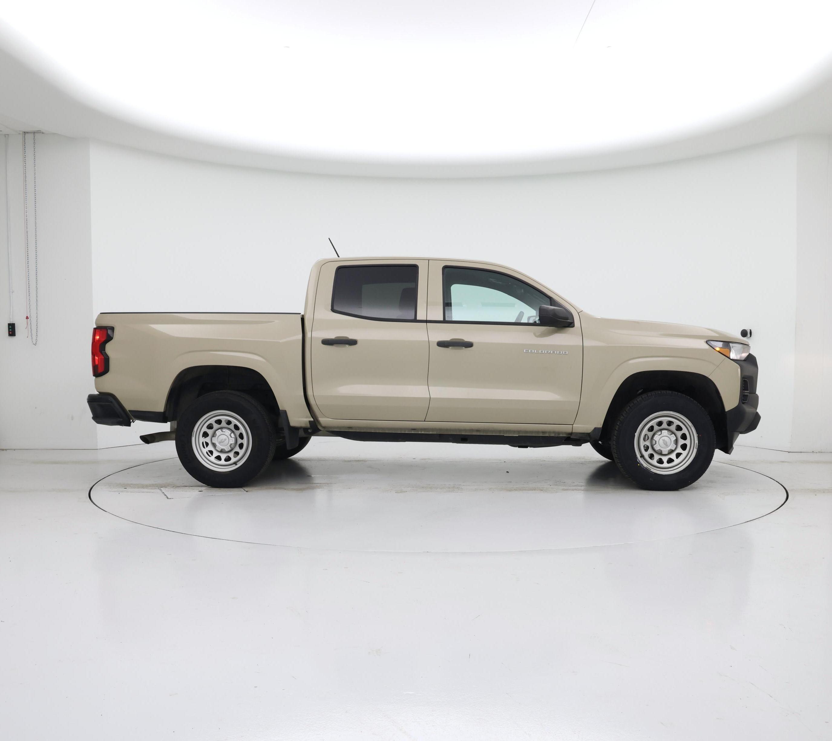 Thumbnail: 2023 Chevrolet Colorado - 7