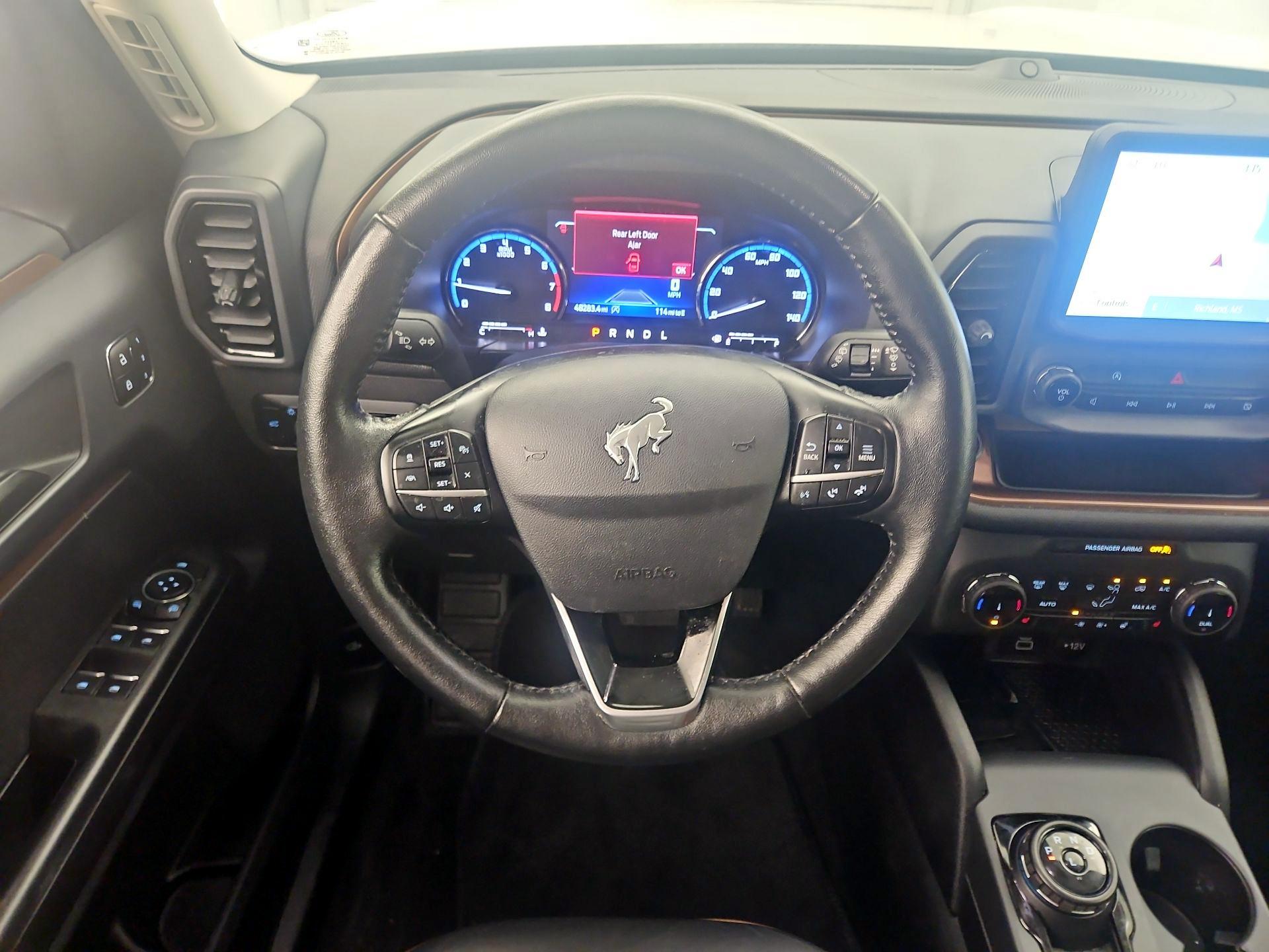 Thumbnail: 2023 Ford Bronco Sport - 10