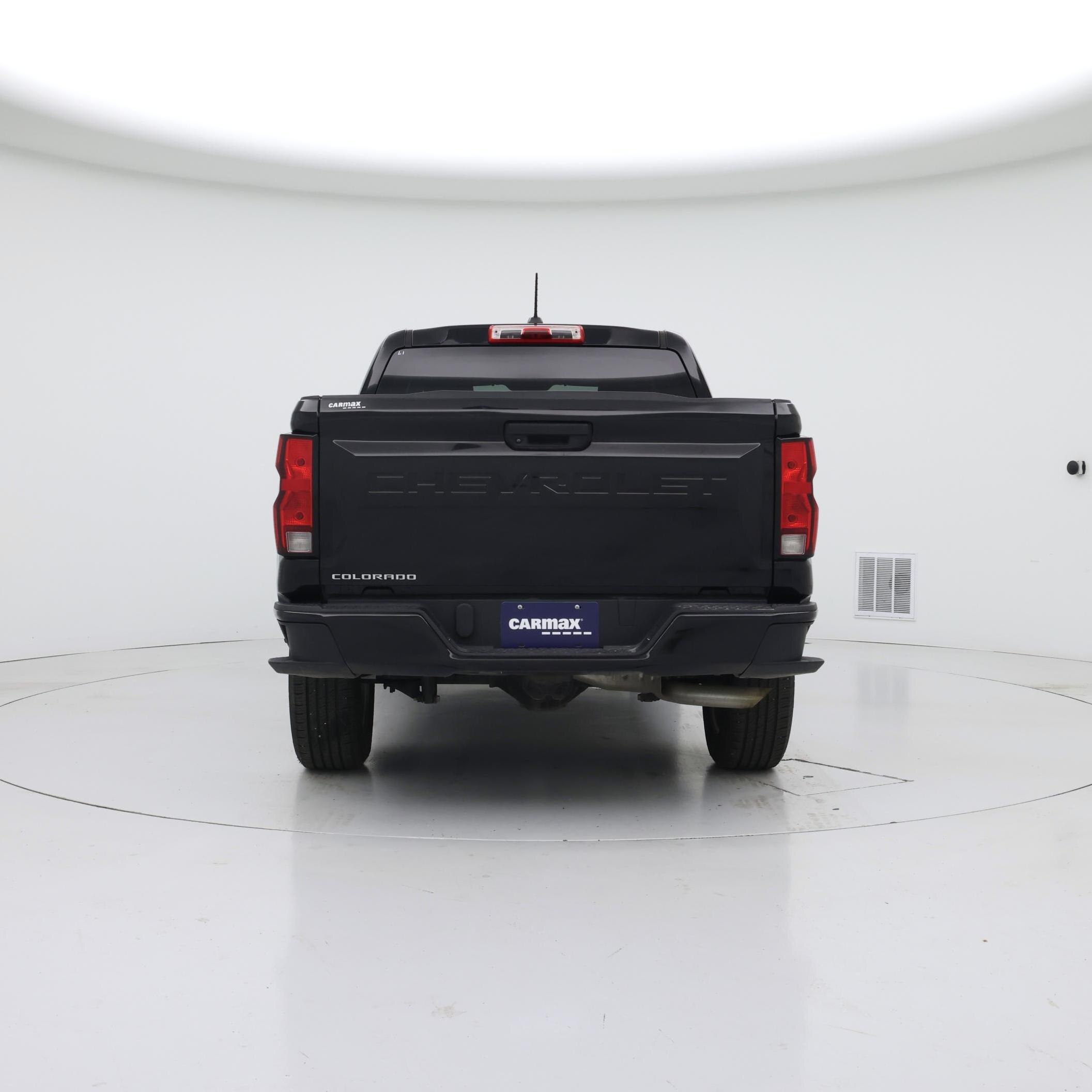 Thumbnail: 2023 Chevrolet Colorado - 6