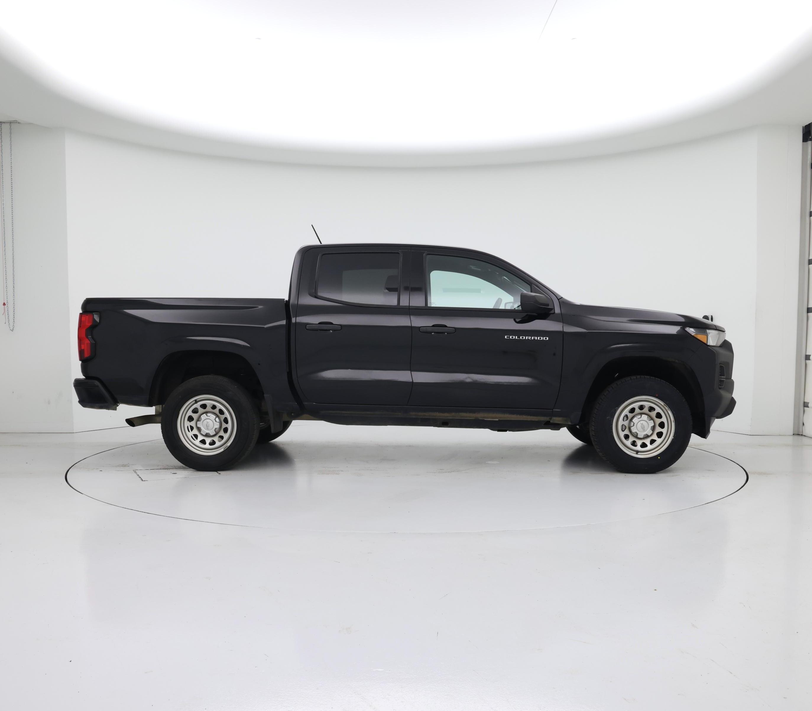 Thumbnail: 2023 Chevrolet Colorado - 7