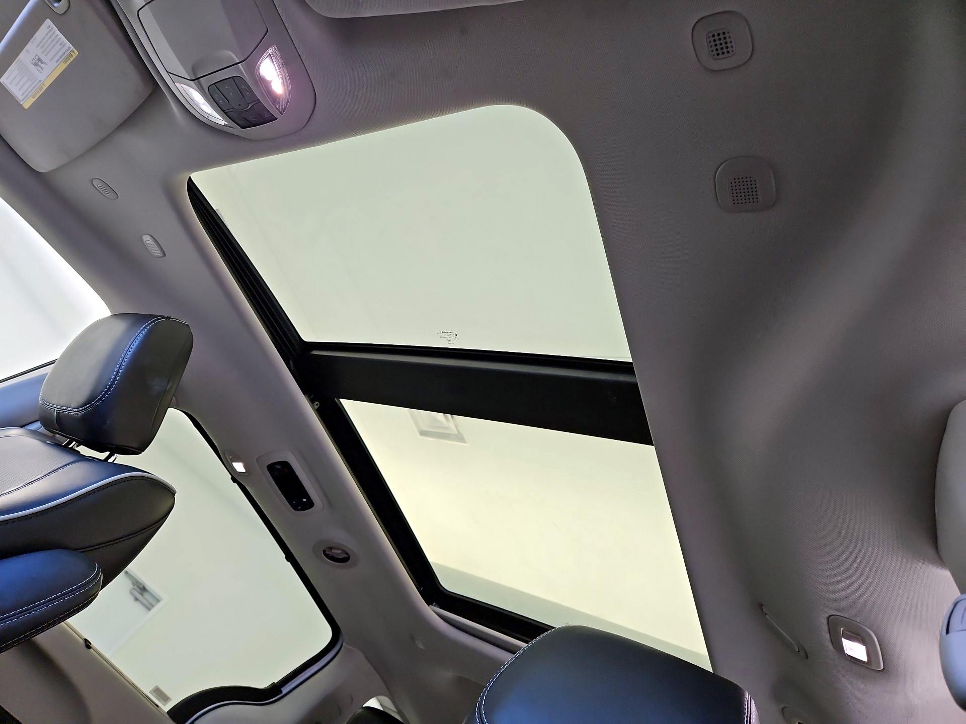 Thumbnail: 2024 Chrysler Pacifica - 20