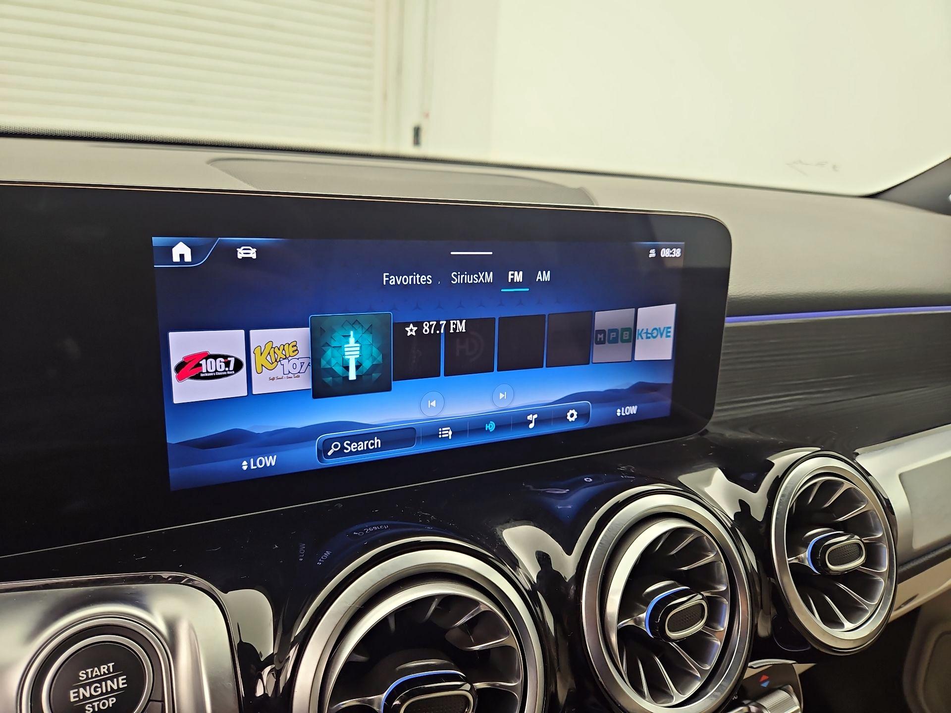 Thumbnail: 2025 Mercedes-Benz GLB - 16