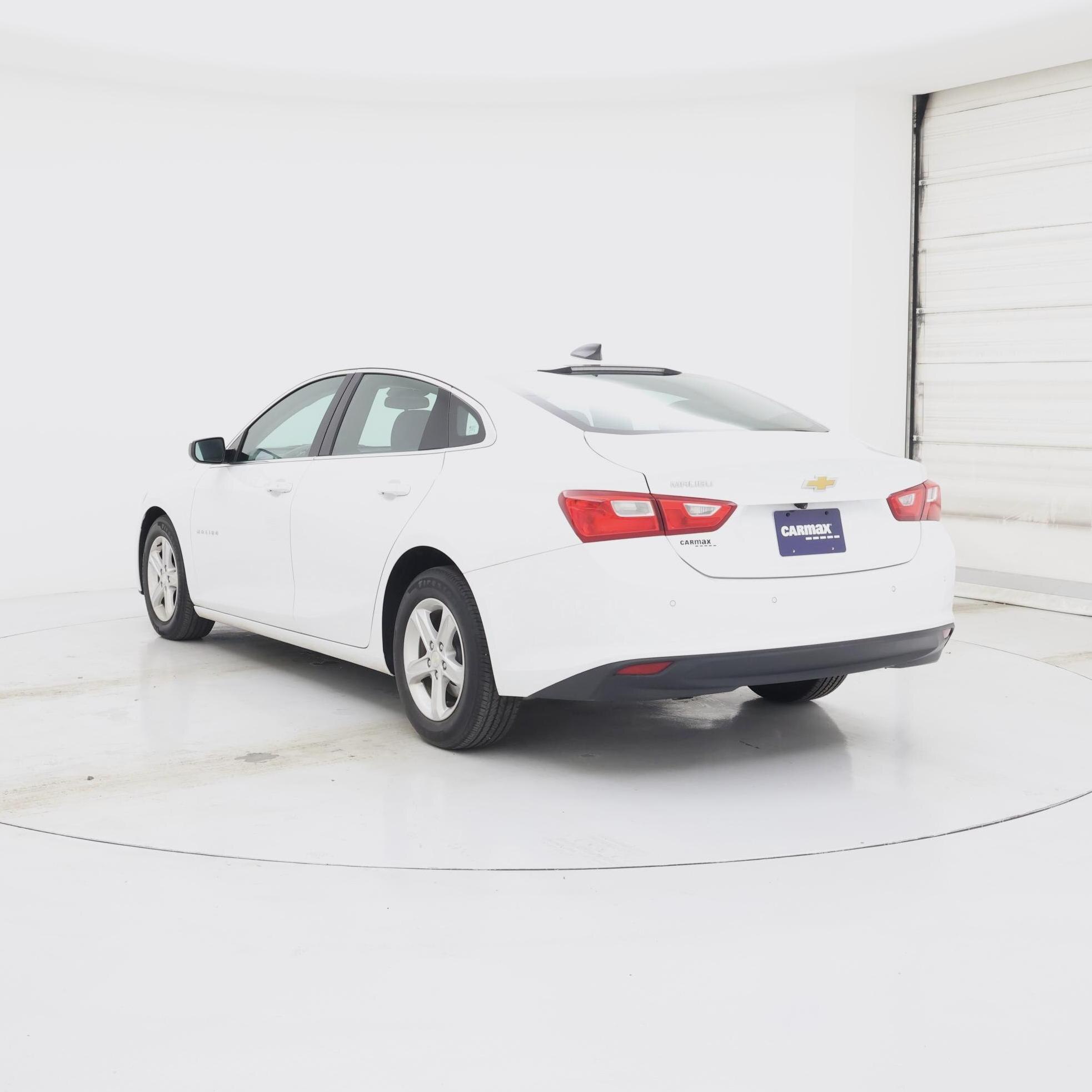 Thumbnail: 2023 Chevrolet Malibu - 2