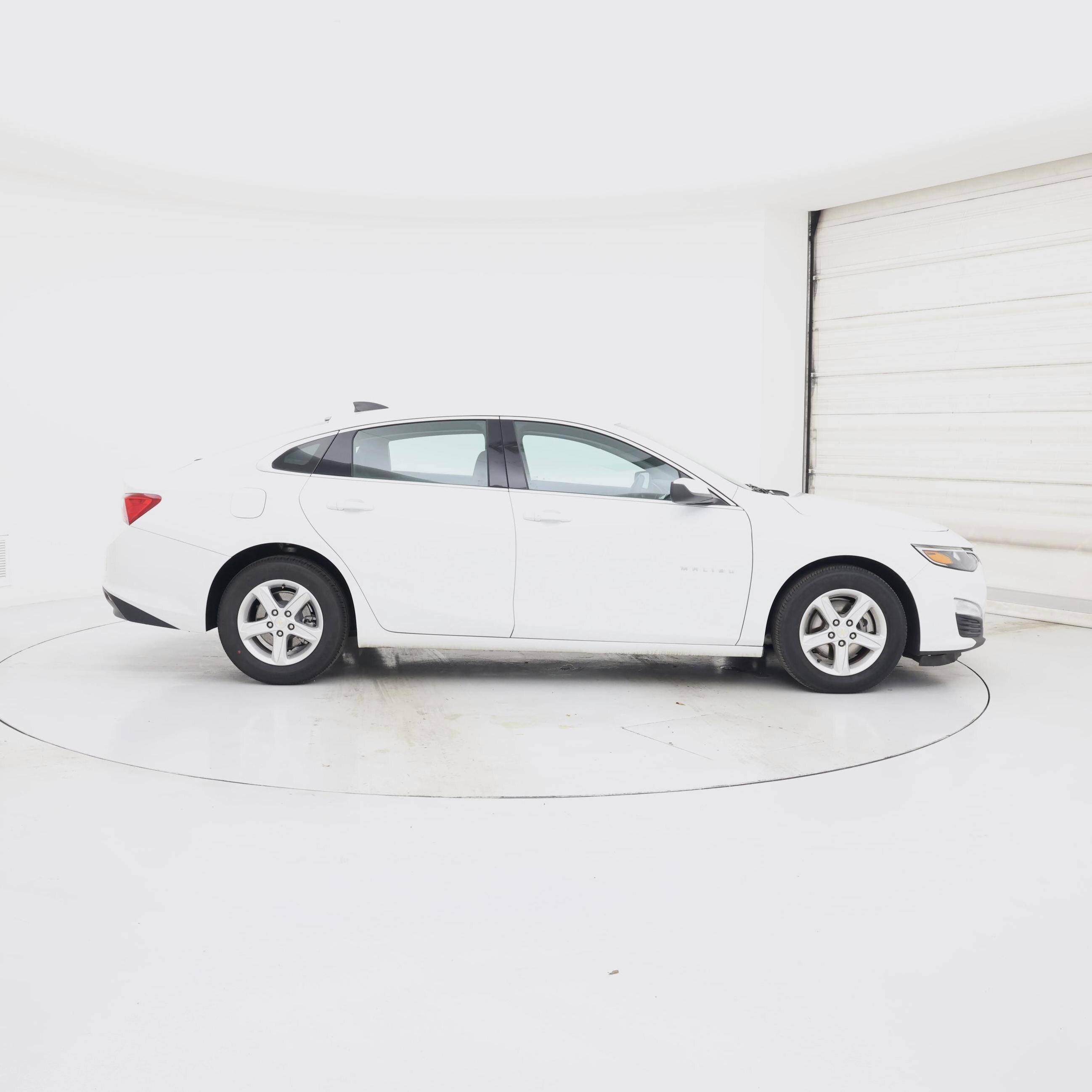 Thumbnail: 2023 Chevrolet Malibu - 7