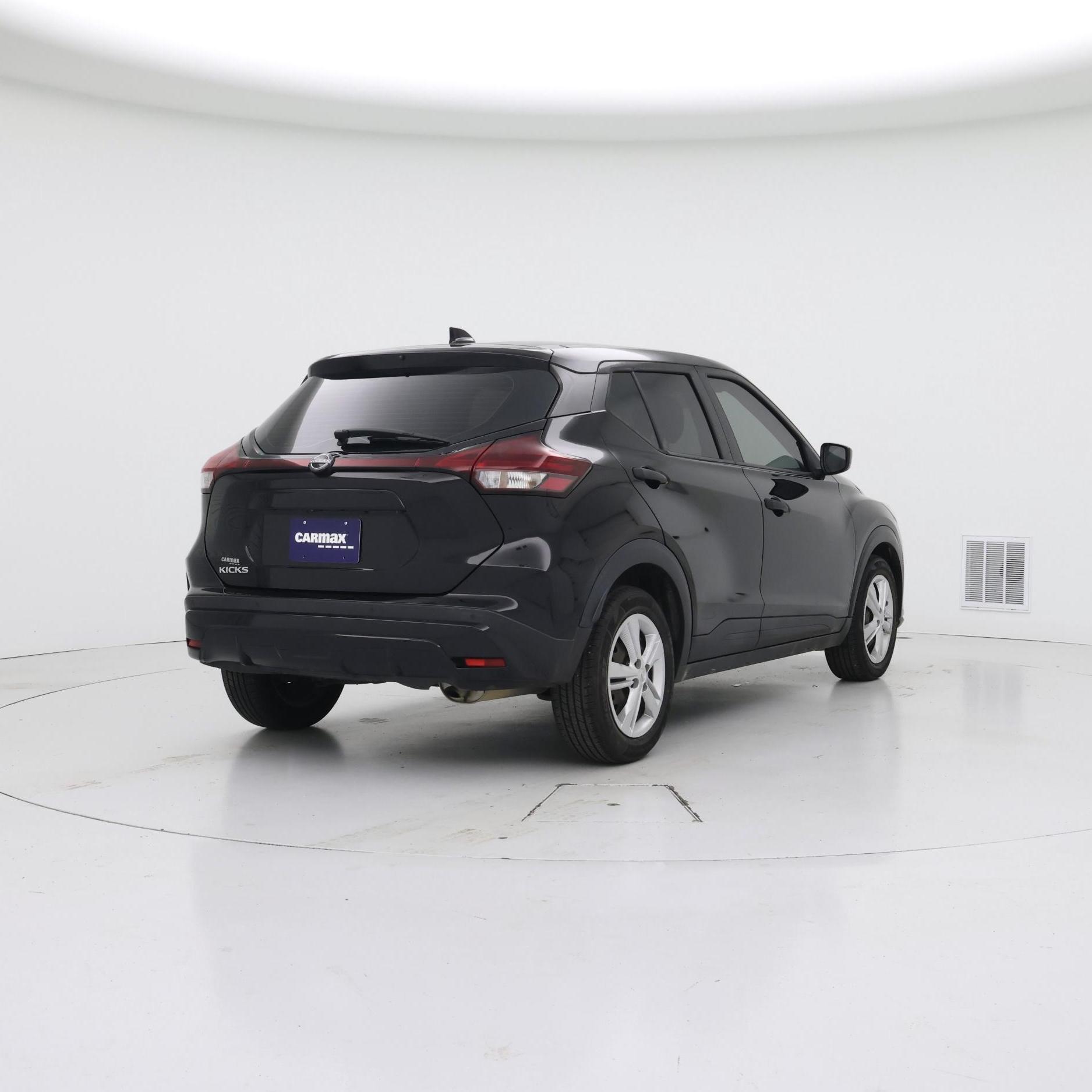 Thumbnail: 2022 Nissan Kicks - 8