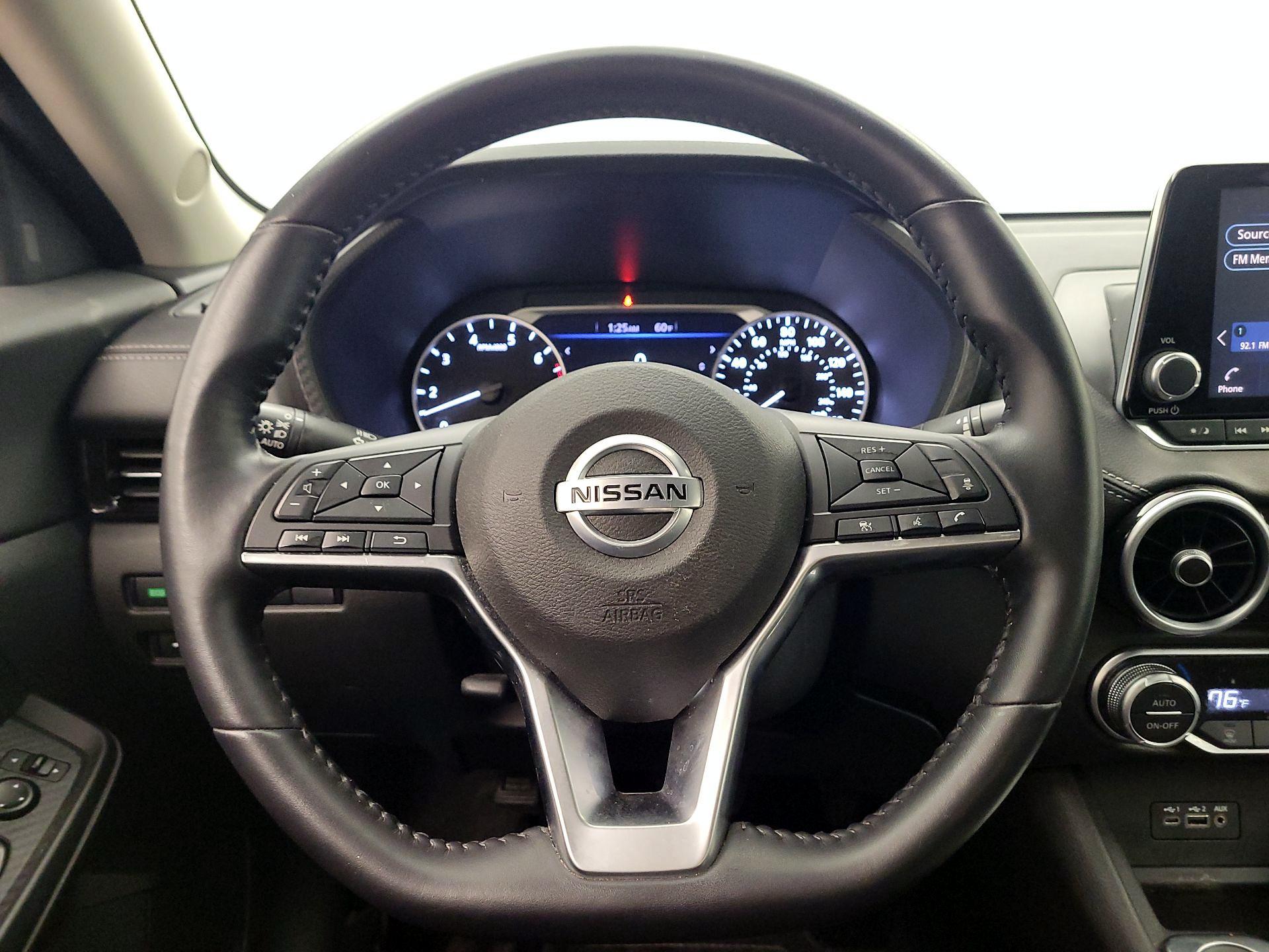 Thumbnail: 2020 Nissan Sentra - 10