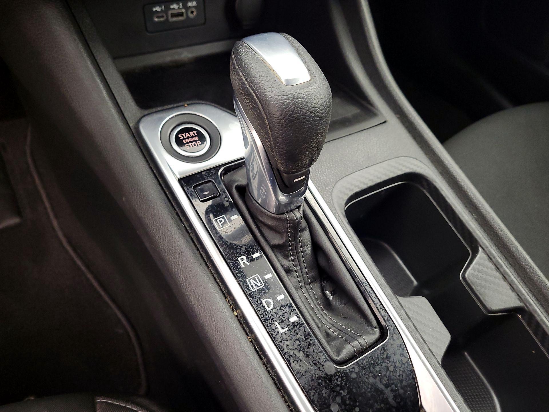 Thumbnail: 2020 Nissan Sentra - 17