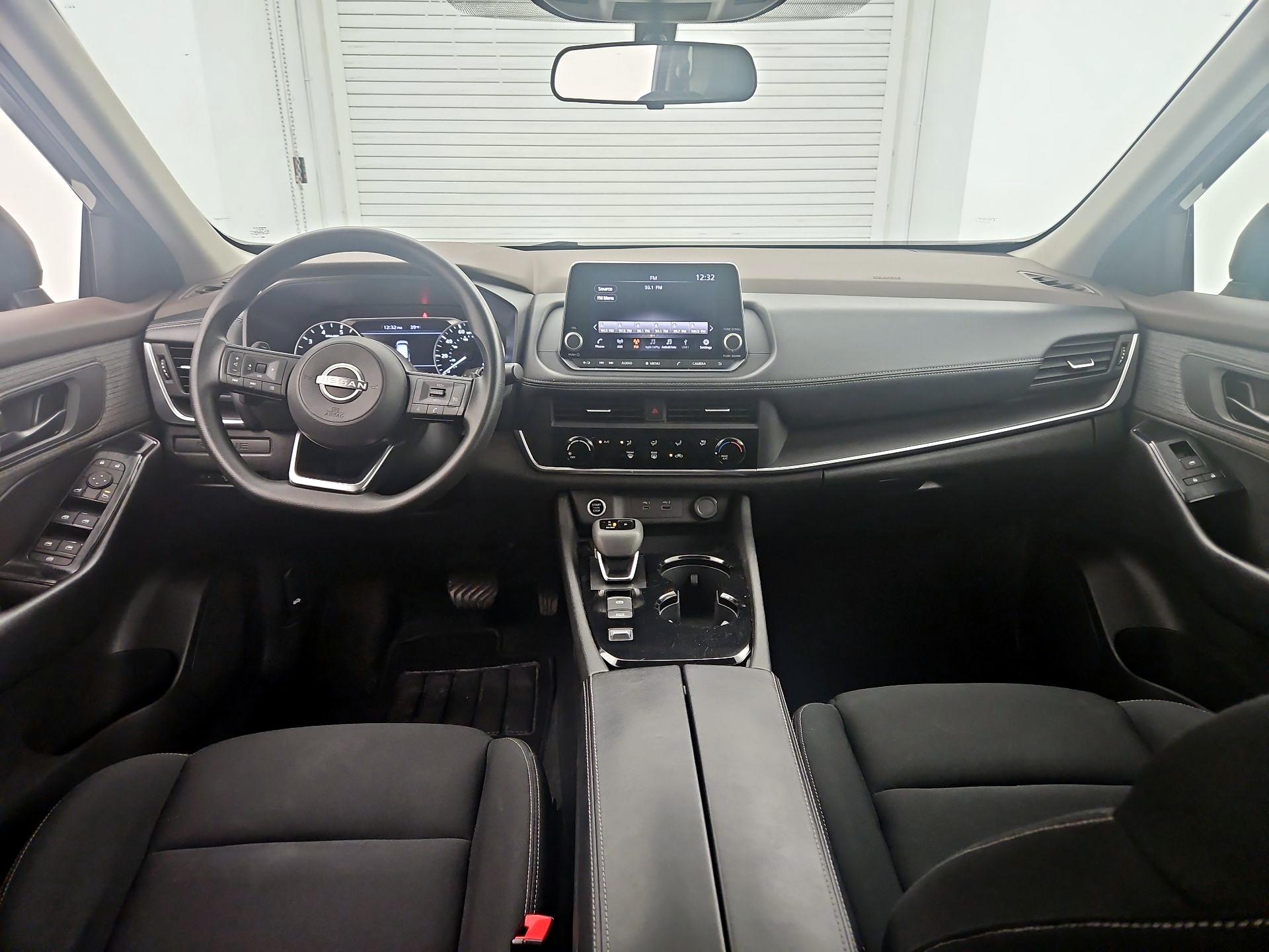 Thumbnail: 2023 Nissan Rogue - 9