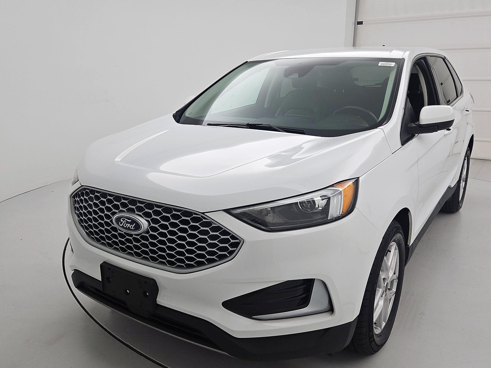 Thumbnail: 2024 Ford Edge - 3