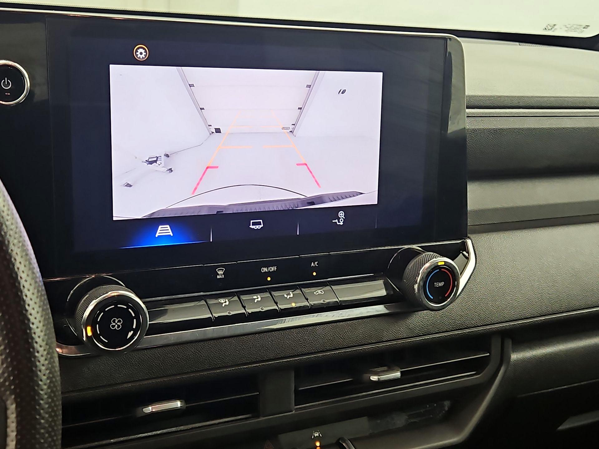 Thumbnail: 2023 Chevrolet Colorado - 14