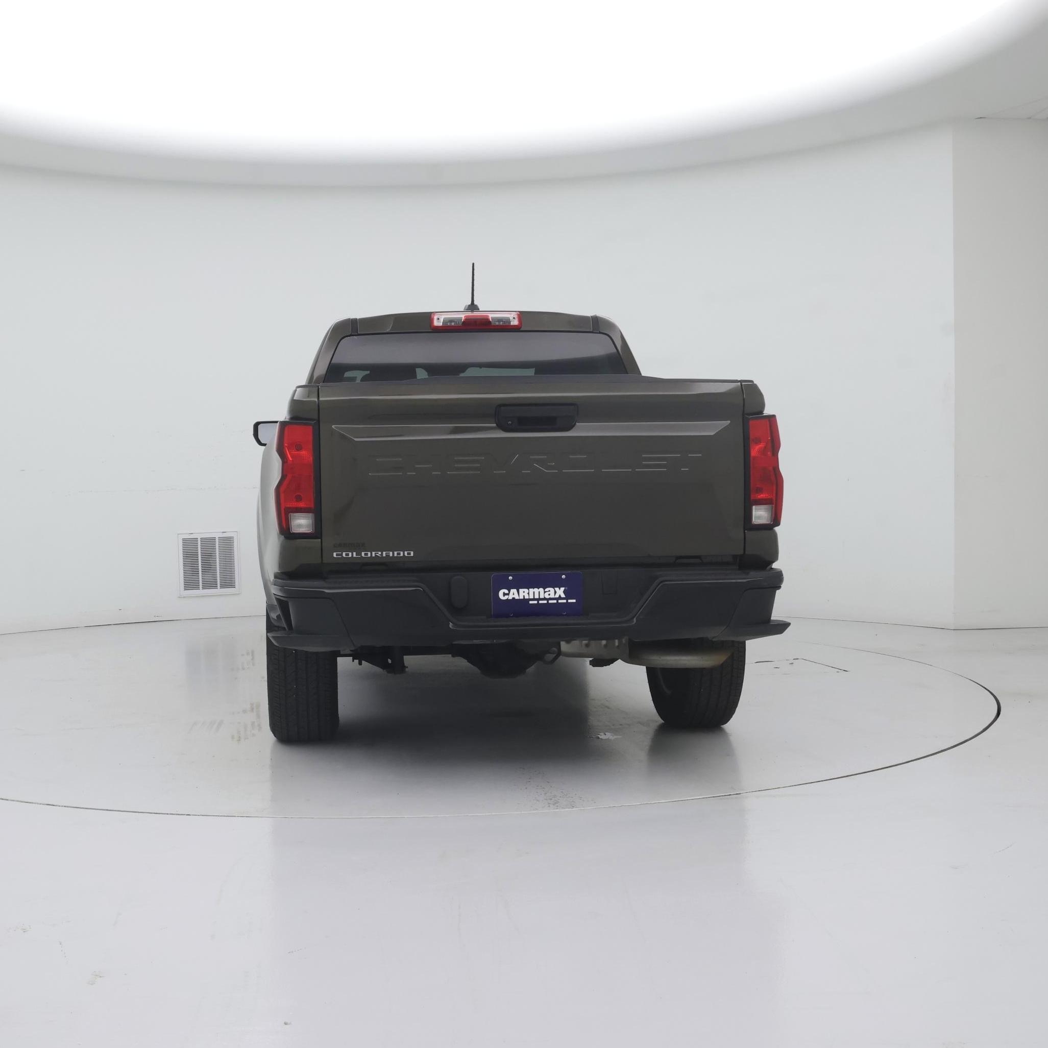 Thumbnail: 2023 Chevrolet Colorado - 6