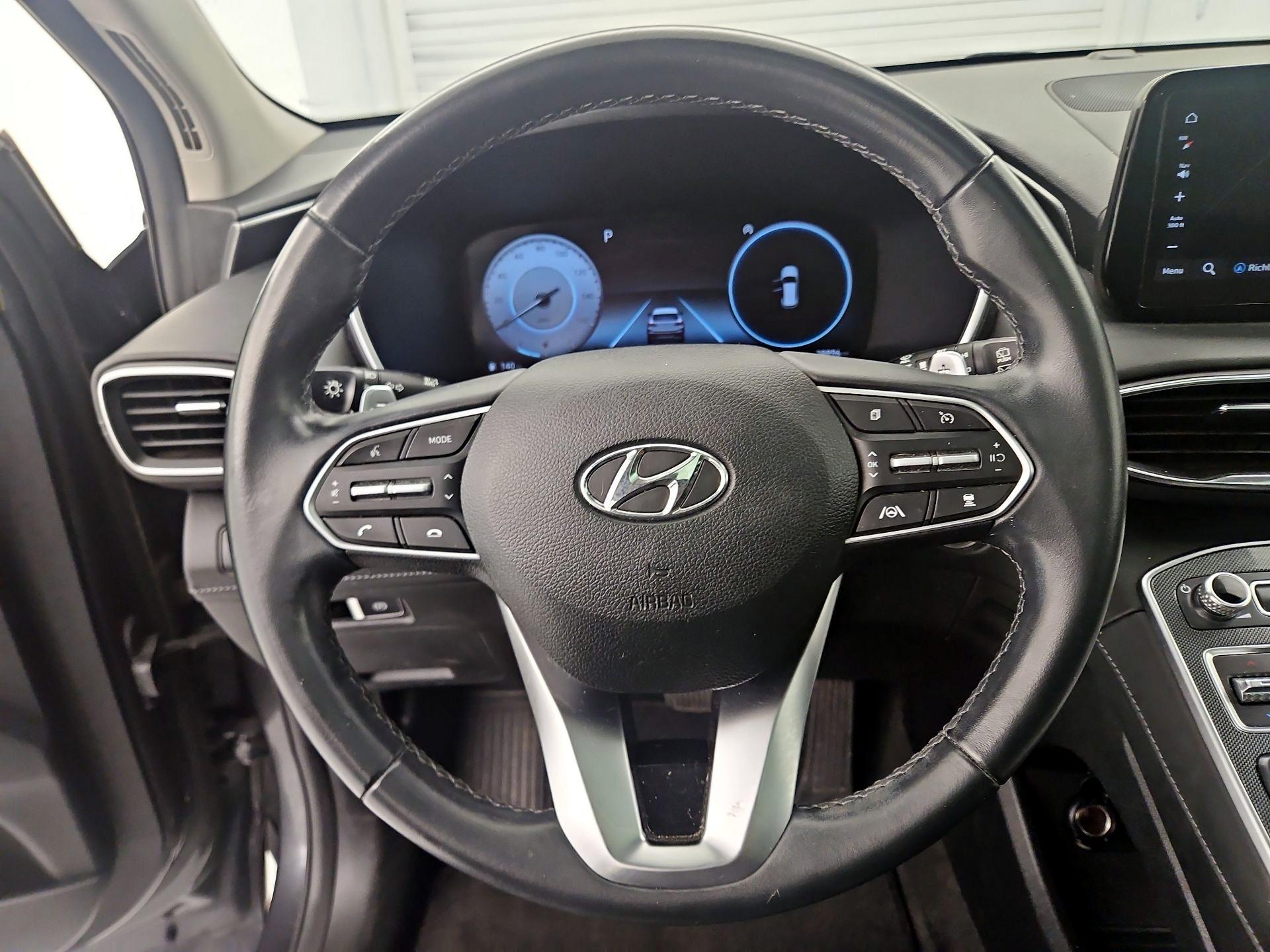 Thumbnail: 2022 Hyundai Santa Fe - 10