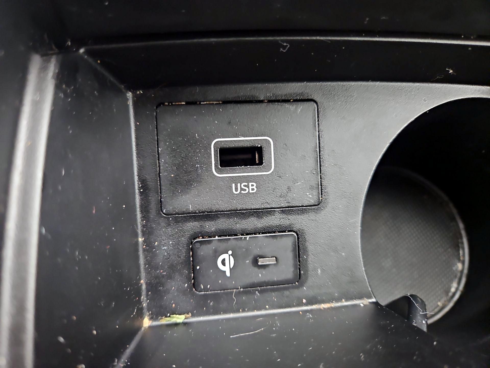 Thumbnail: 2022 Hyundai Santa Fe - 19