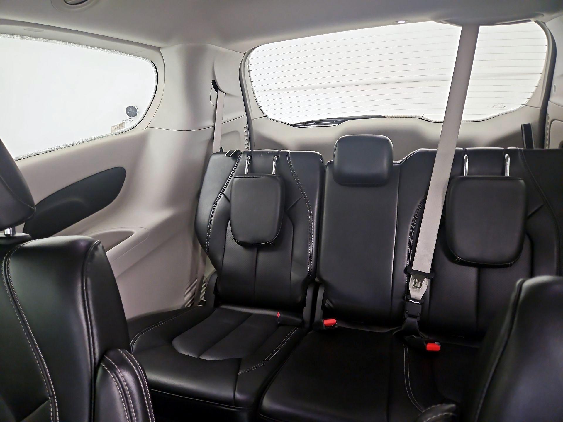 Thumbnail: 2024 Chrysler Pacifica - 20