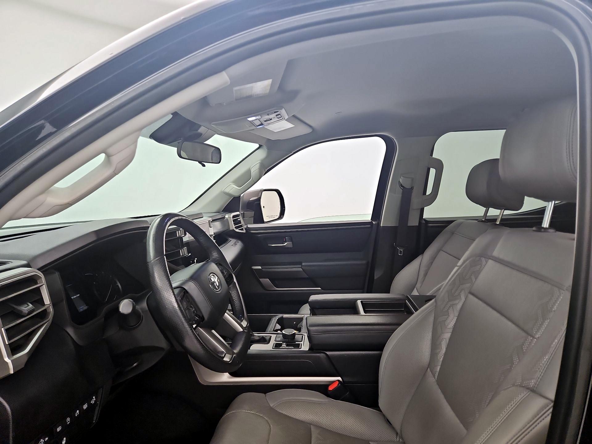 Thumbnail: 2024 Toyota Tundra - 11