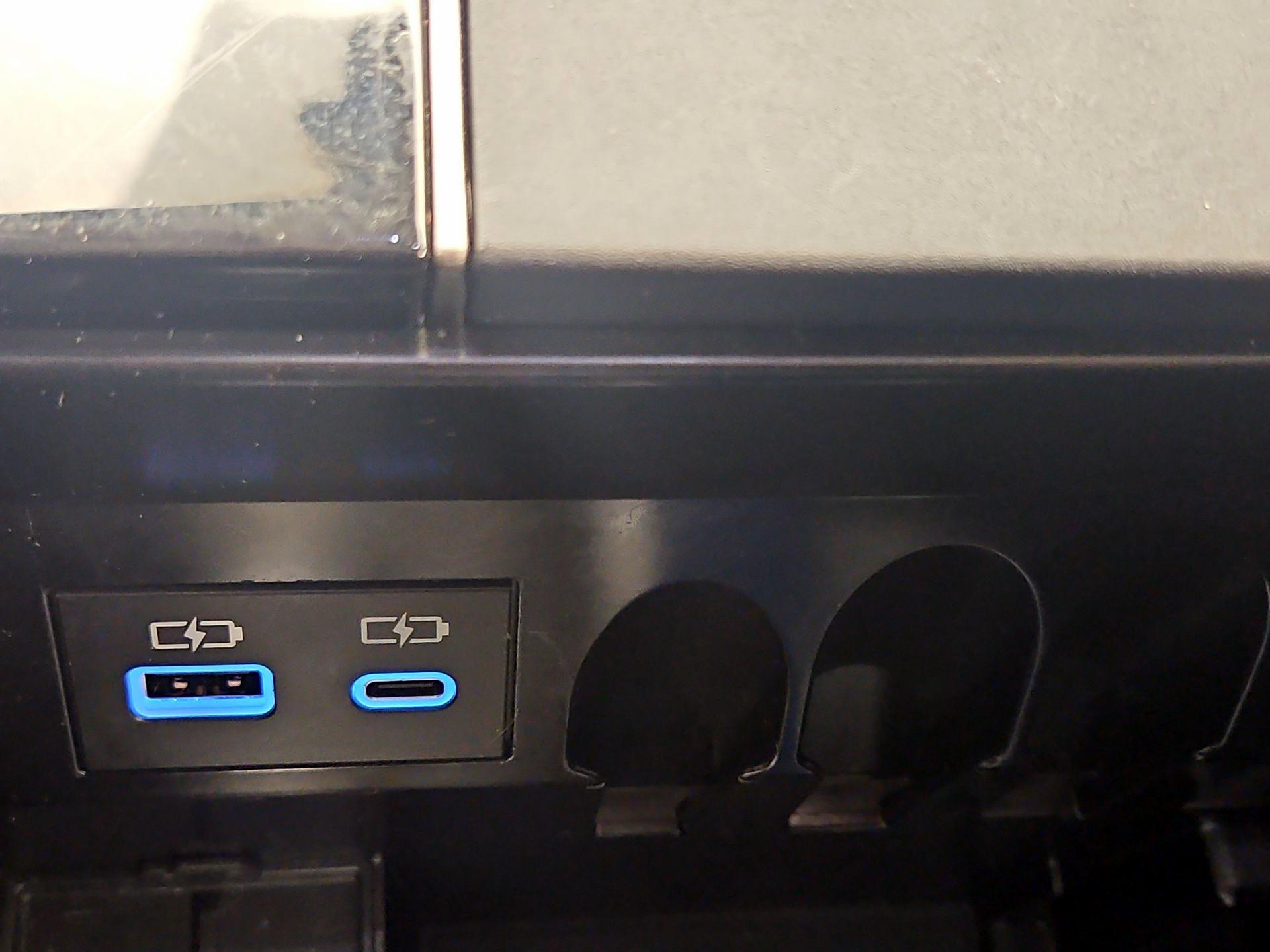 Thumbnail: 2024 Toyota Tundra - 18