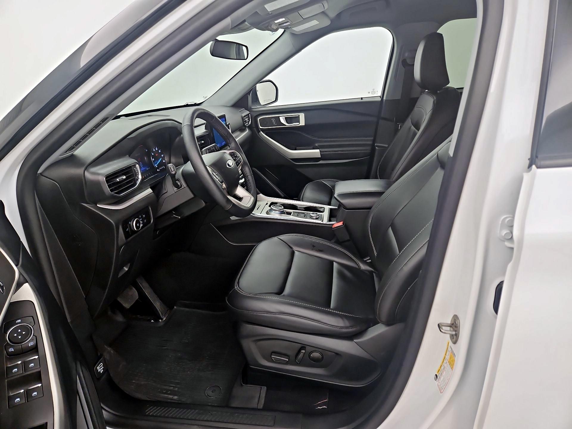 Thumbnail: 2023 Ford Explorer - 11