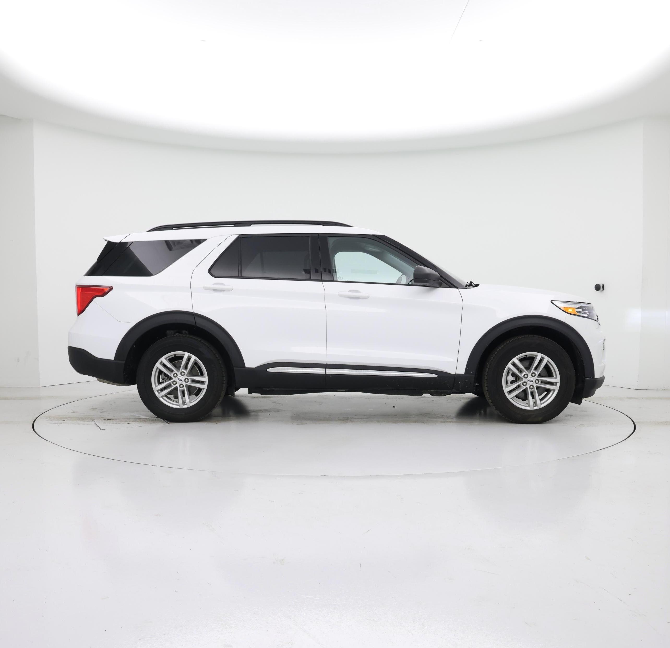 Thumbnail: 2023 Ford Explorer - 7