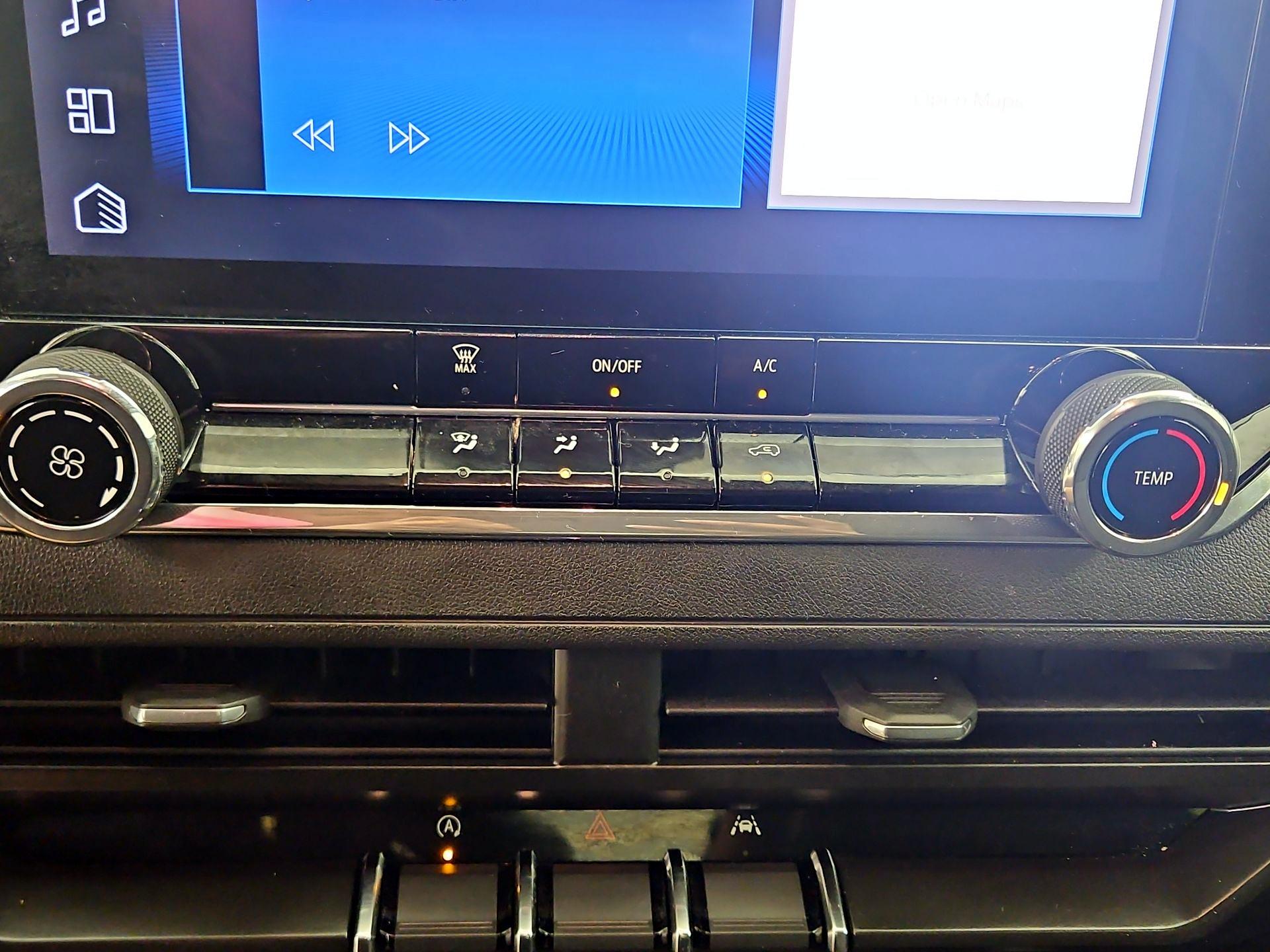 Thumbnail: 2024 Chevrolet Colorado - 17