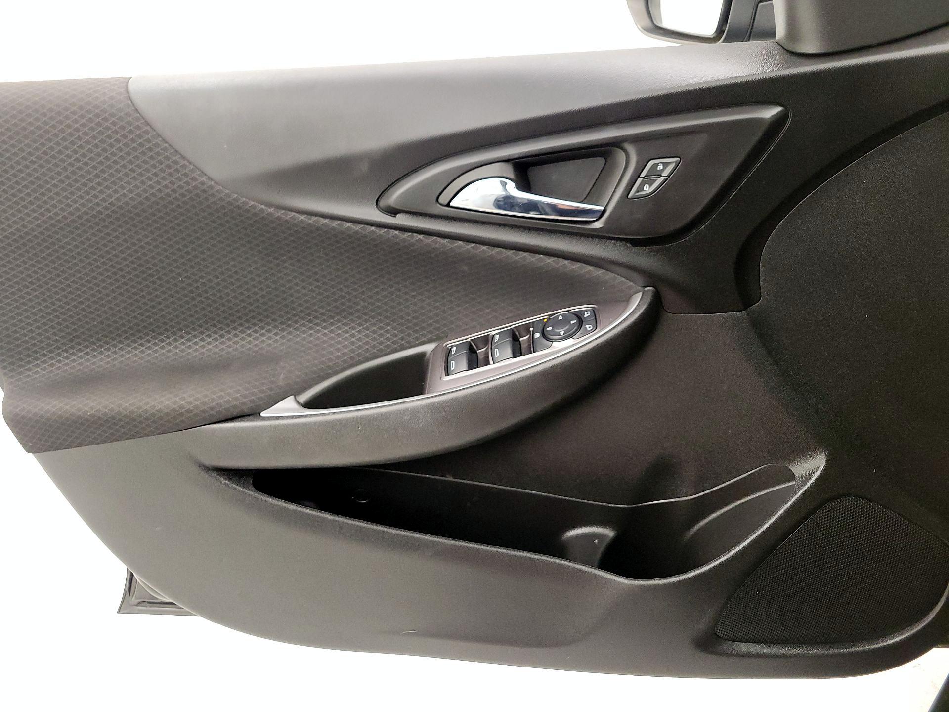 Thumbnail: 2023 Chevrolet Malibu - 12