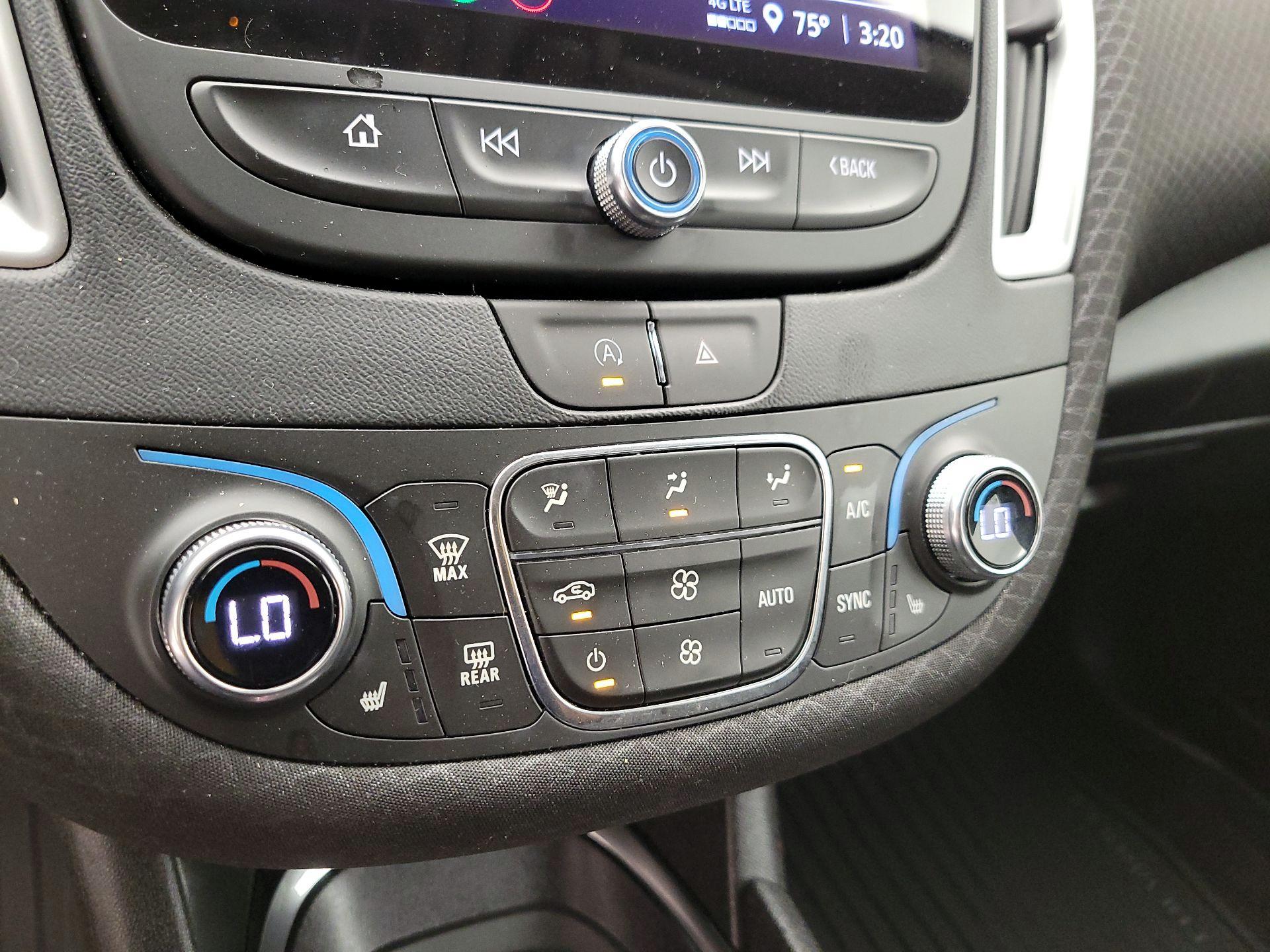 Thumbnail: 2023 Chevrolet Malibu - 14