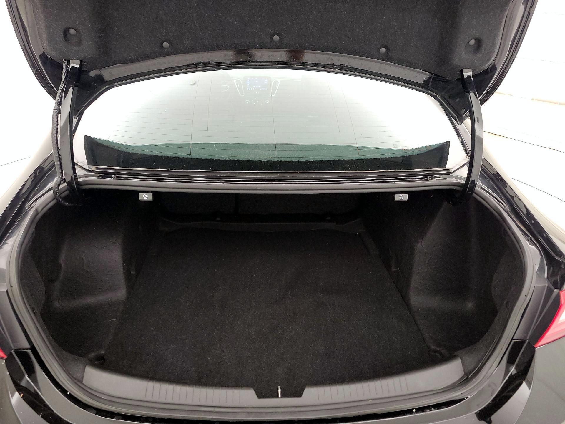 Thumbnail: 2023 Chevrolet Malibu - 16