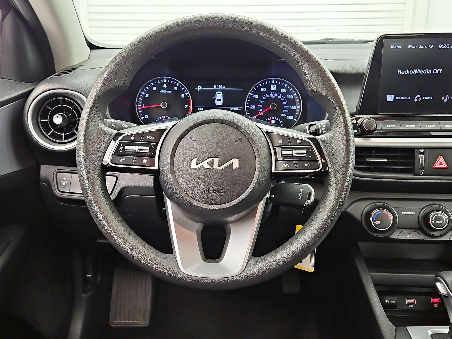 Thumbnail: 2024 Kia Forte - 10