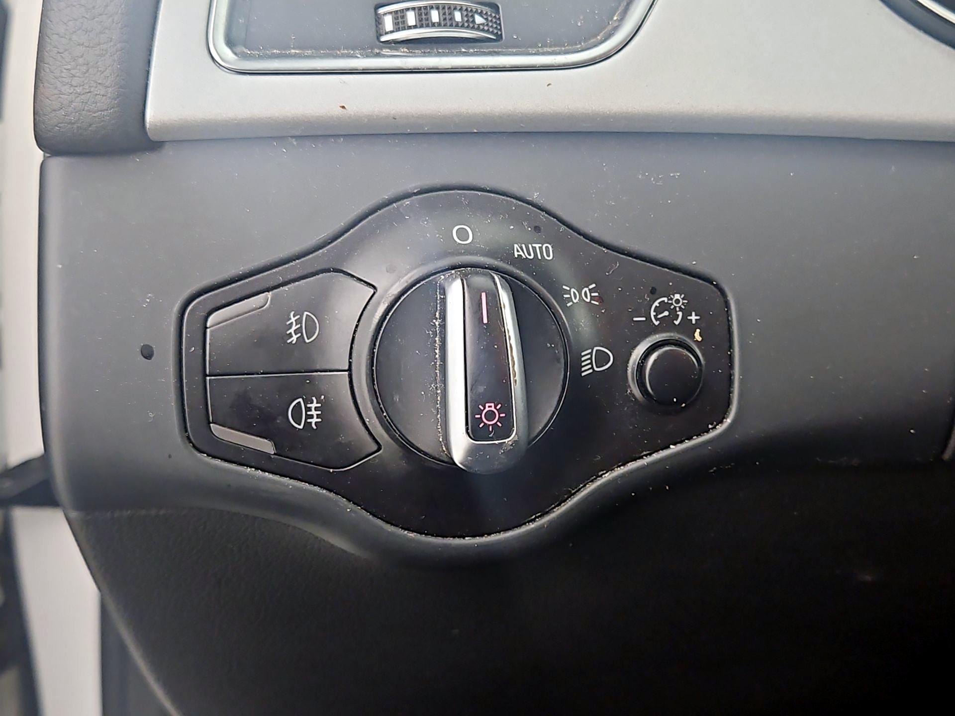 Thumbnail: 2016 Audi A4 - 13