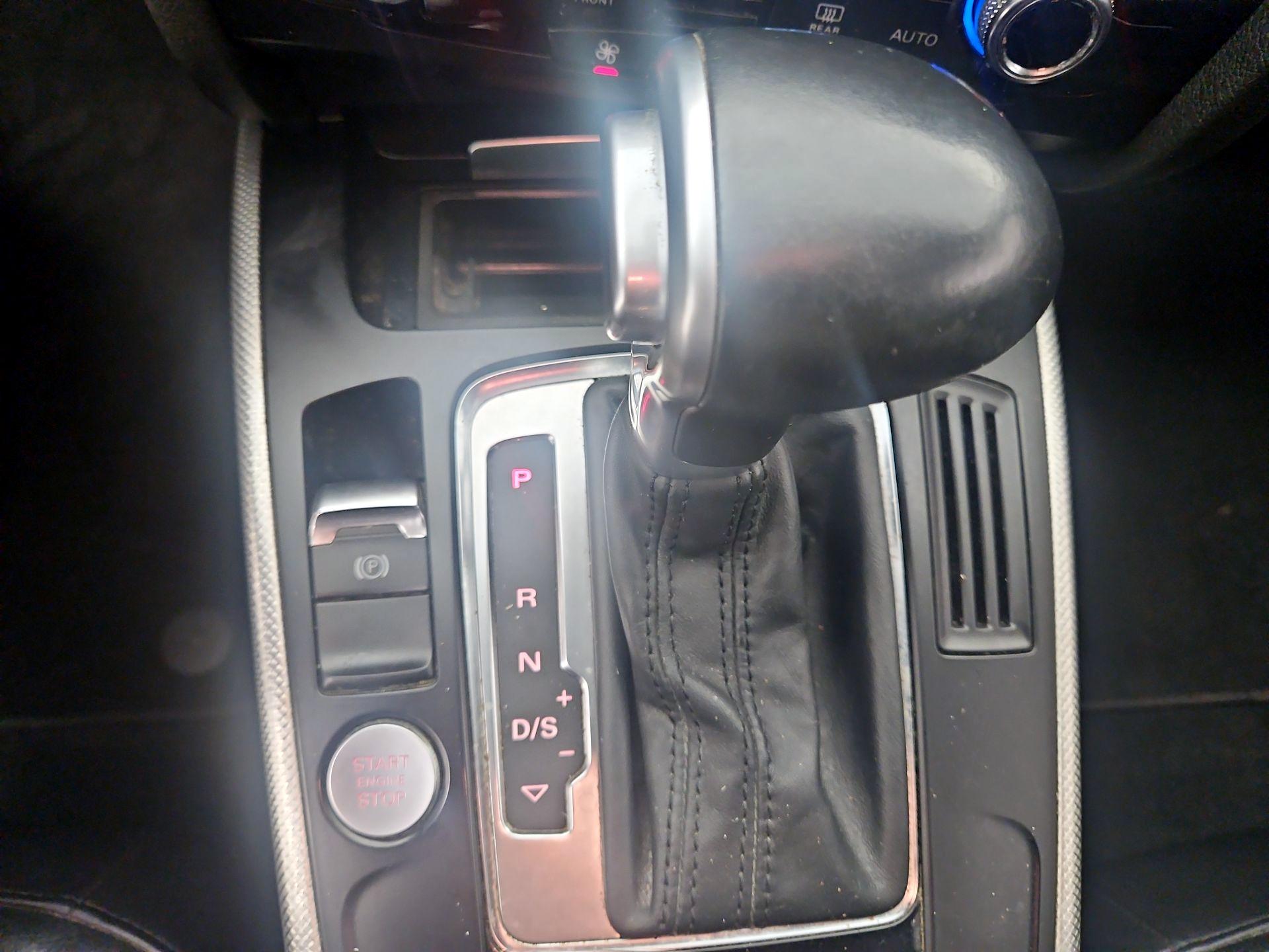 Thumbnail: 2016 Audi A4 - 16