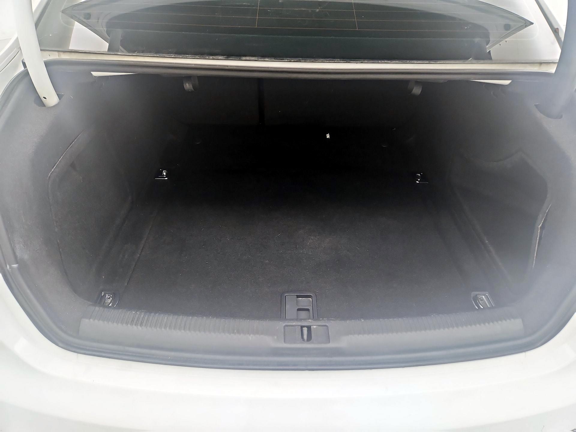 Thumbnail: 2016 Audi A4 - 20