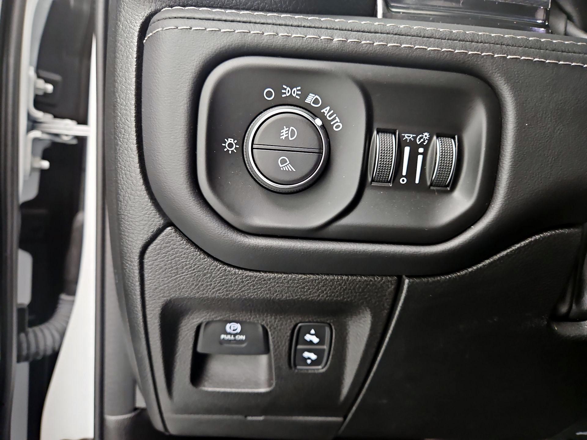 Thumbnail: 2022 RAM 1500 - 13