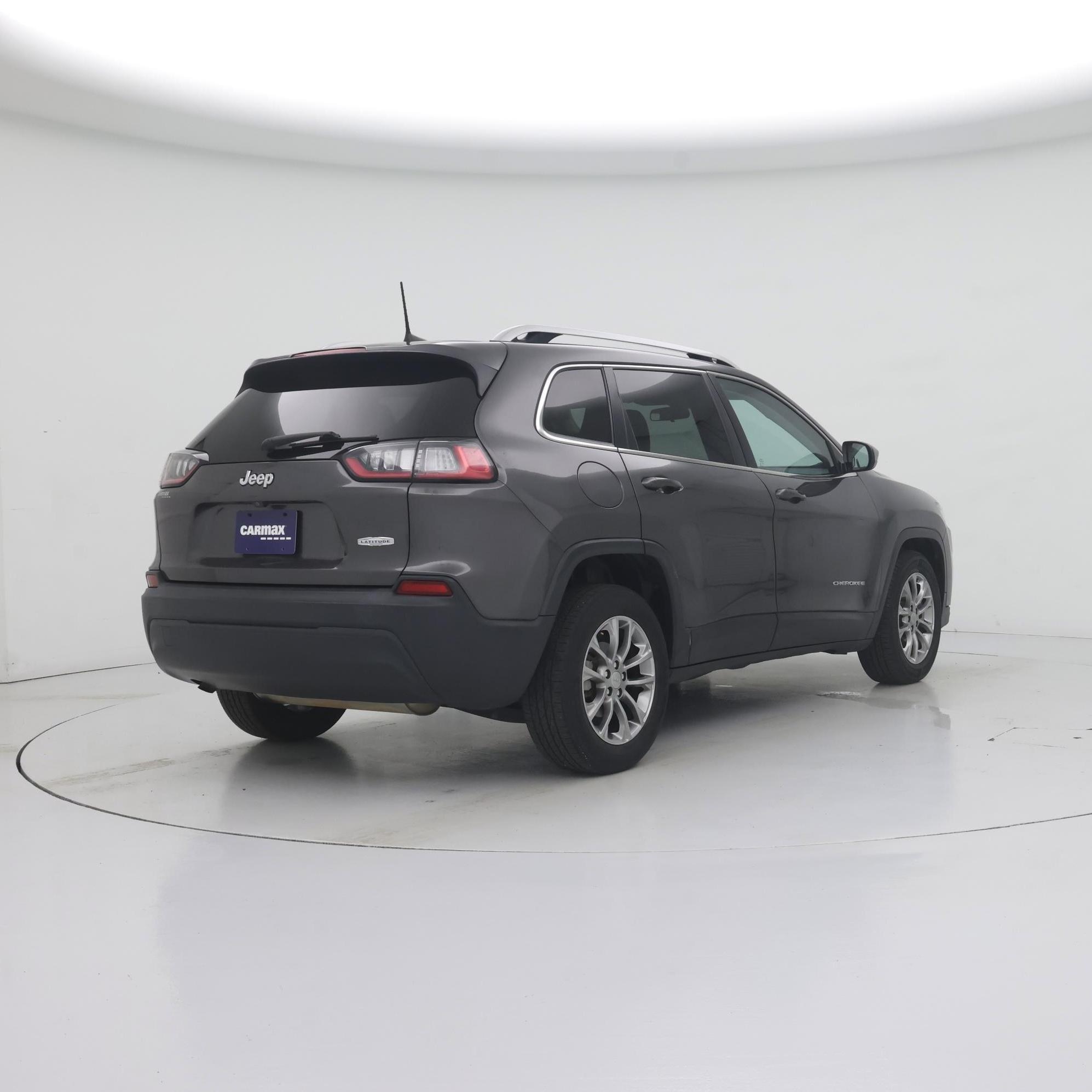 Thumbnail: 2019 Jeep Cherokee - 8