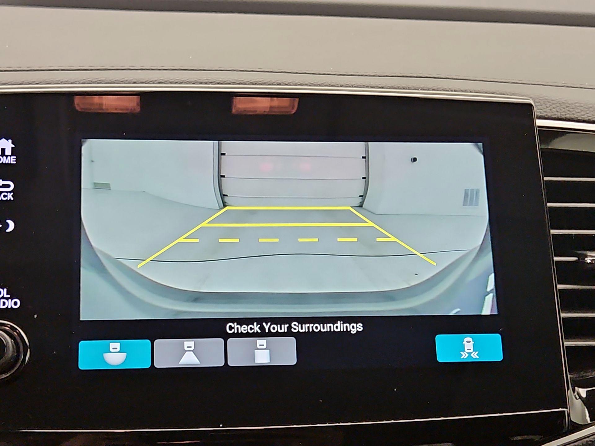 Thumbnail: 2021 Honda Pilot - 14