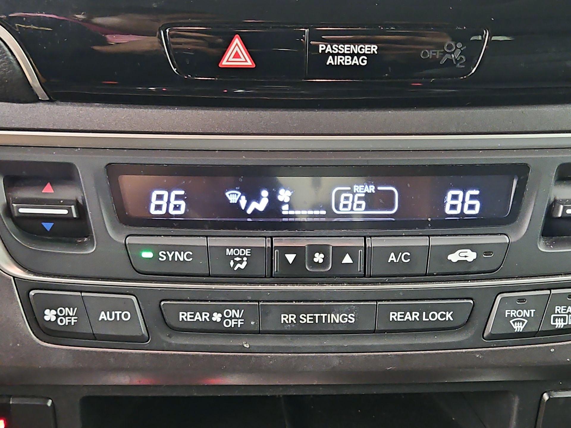 Thumbnail: 2021 Honda Pilot - 16