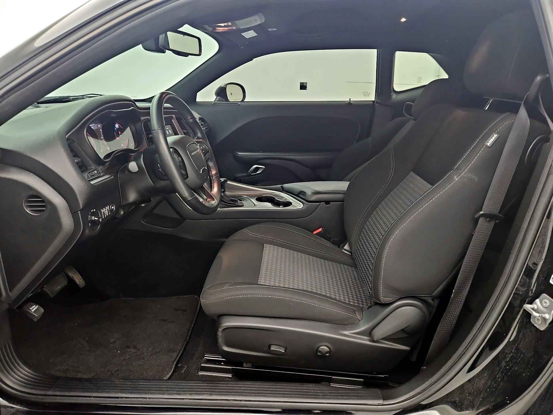 Thumbnail: 2022 Dodge Challenger - 11