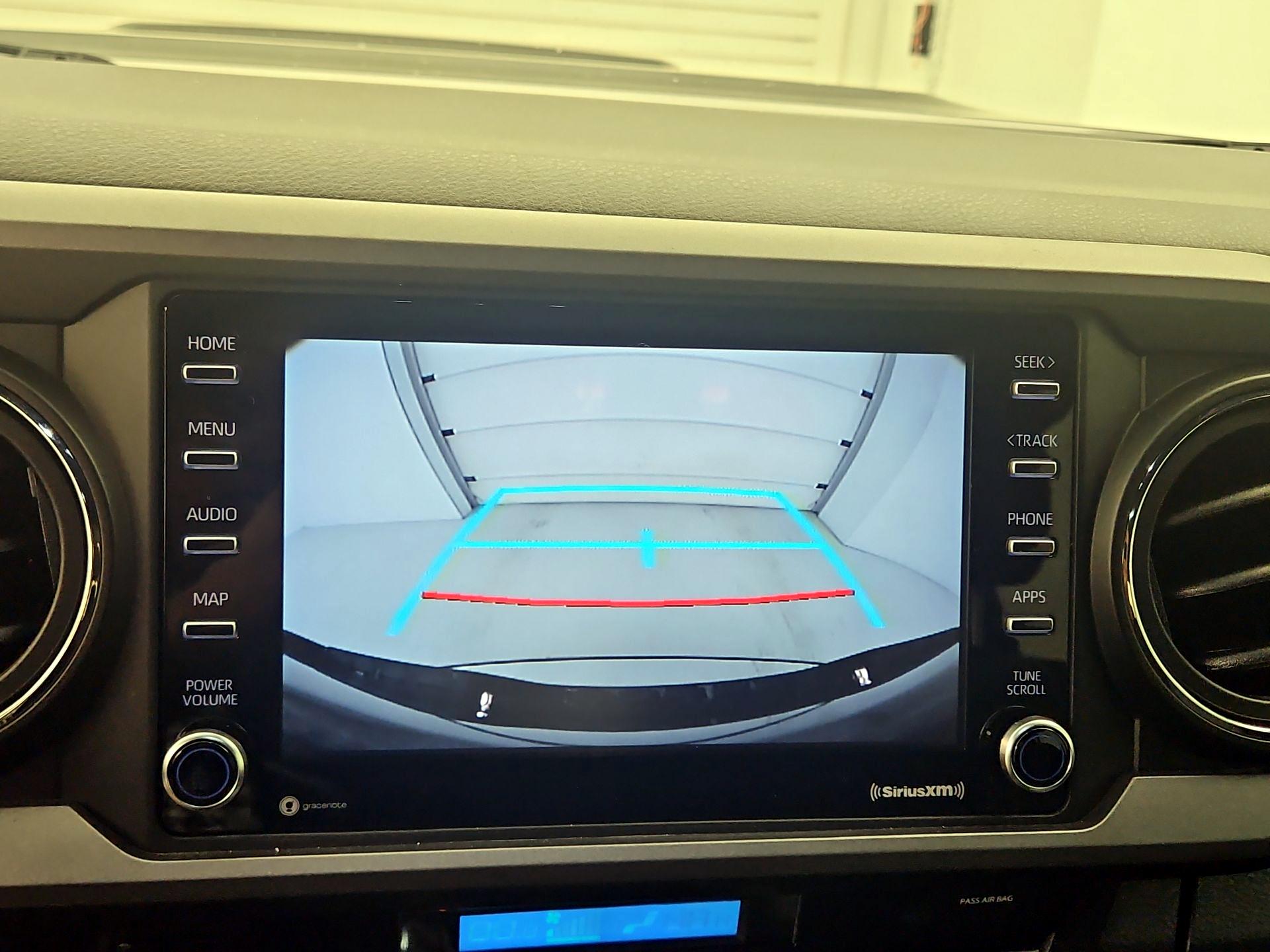 Thumbnail: 2021 Toyota Tacoma - 15